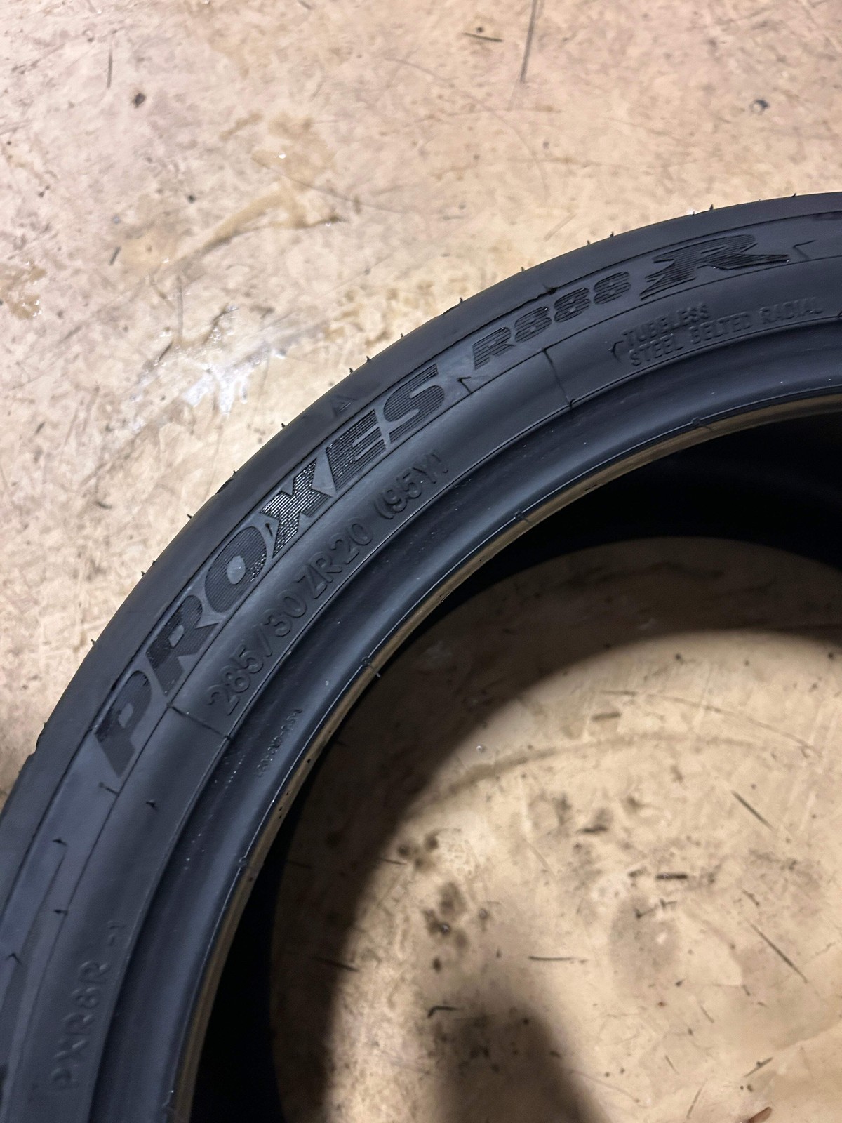 TOYO PROXES R888R BSW P 285 30 20 95Y TRACK COMPETITION TIRE 104560