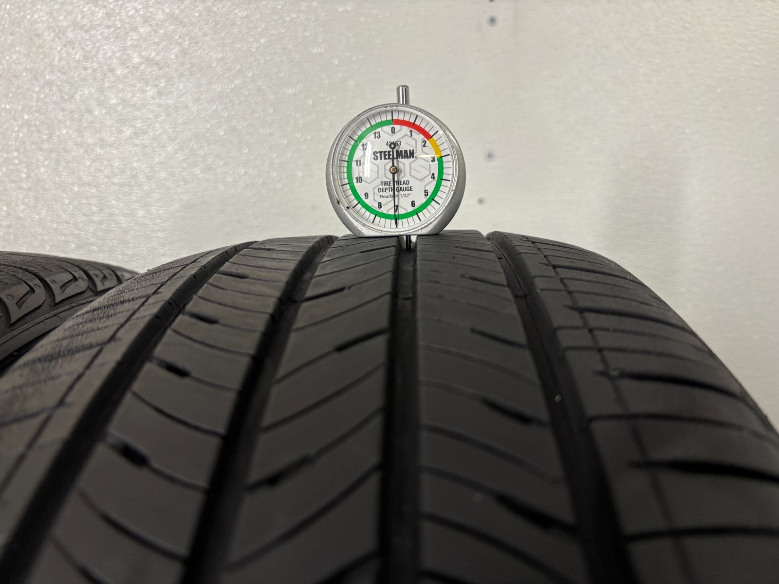 NO SHIPPING ONLY LOCAL PICK UP Set 4 Tires 215 55 17 Kumho Solus TA31