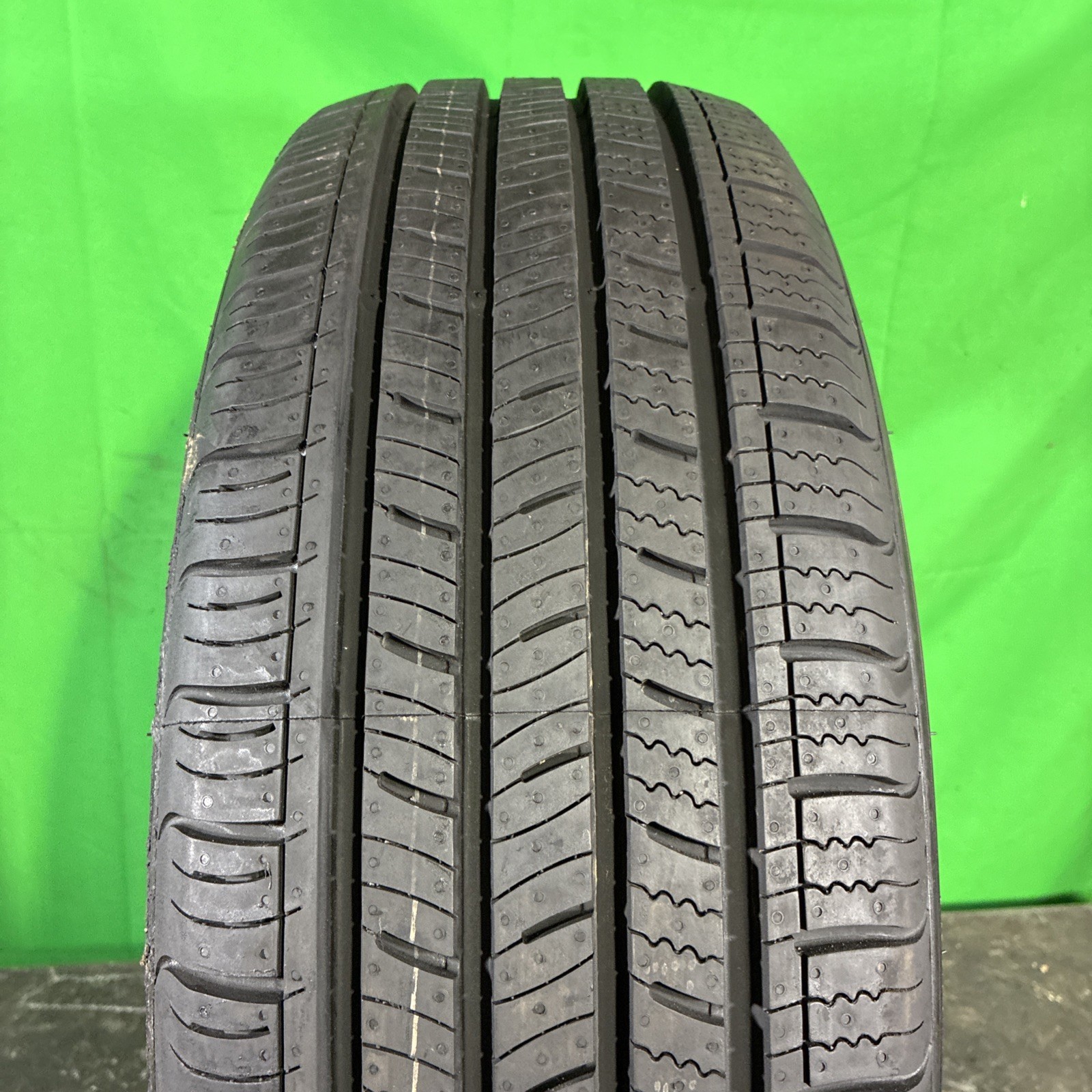 Single,Used-215/60R17 Kumho Solus TA11 96T 9/32 DOT 1123