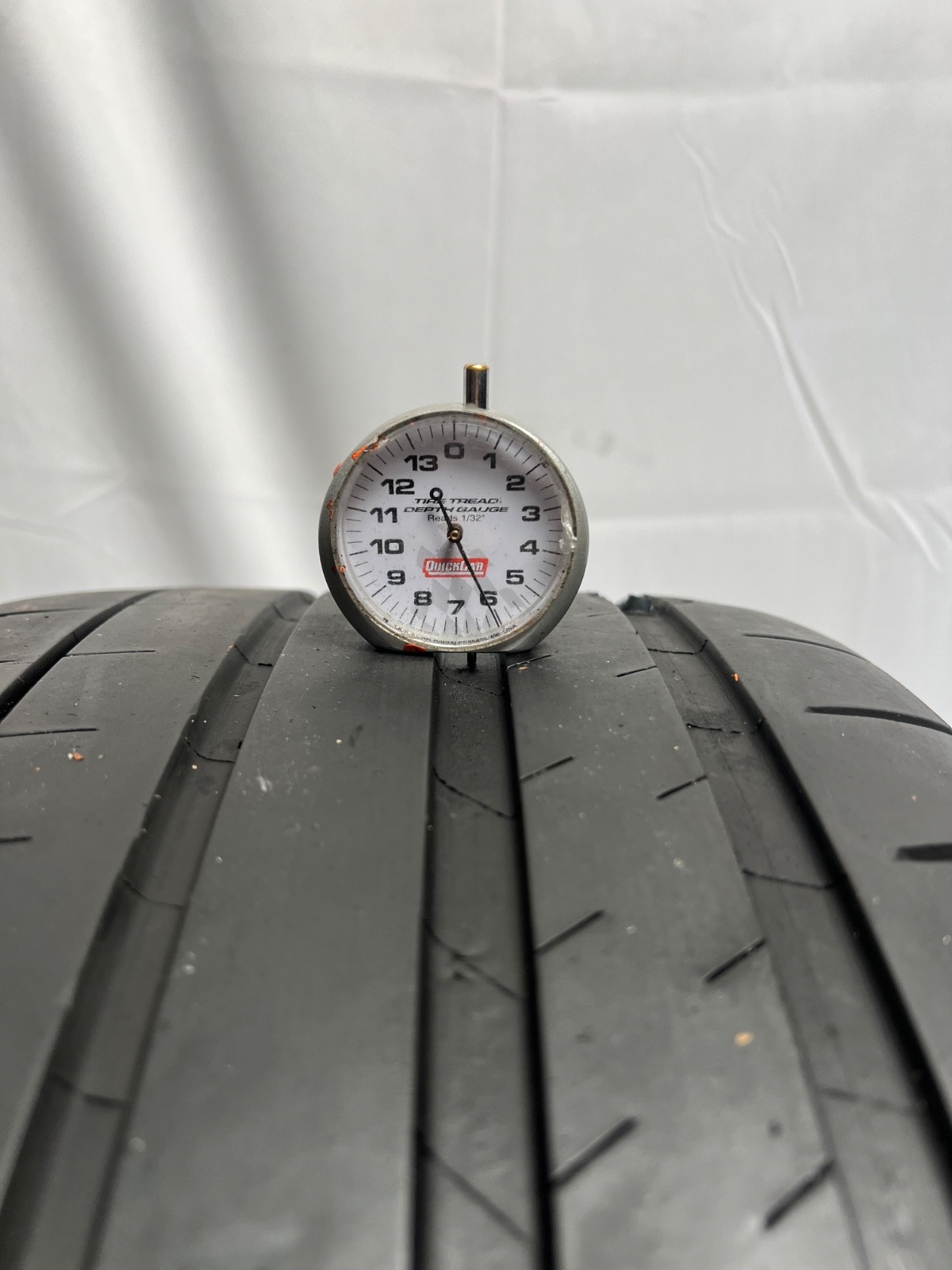 2 – NICE 235/35ZR20 XL (92Y) Michelin Pilot Sport 4 S Acoustic (T0) Tesla – 5026