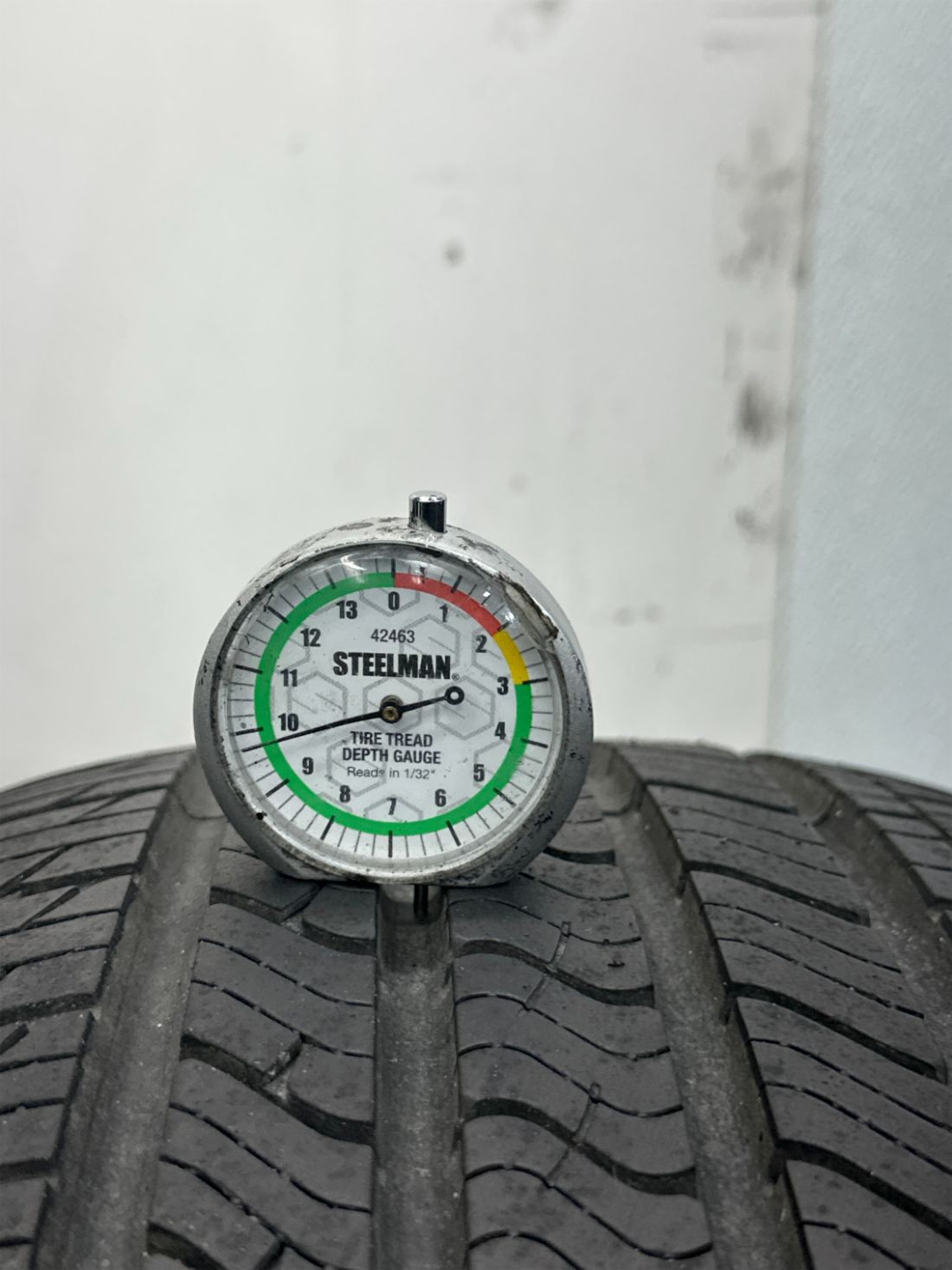 1 Used P225/50R18 GT Radial Maxtour LX 95 V – 10/32
