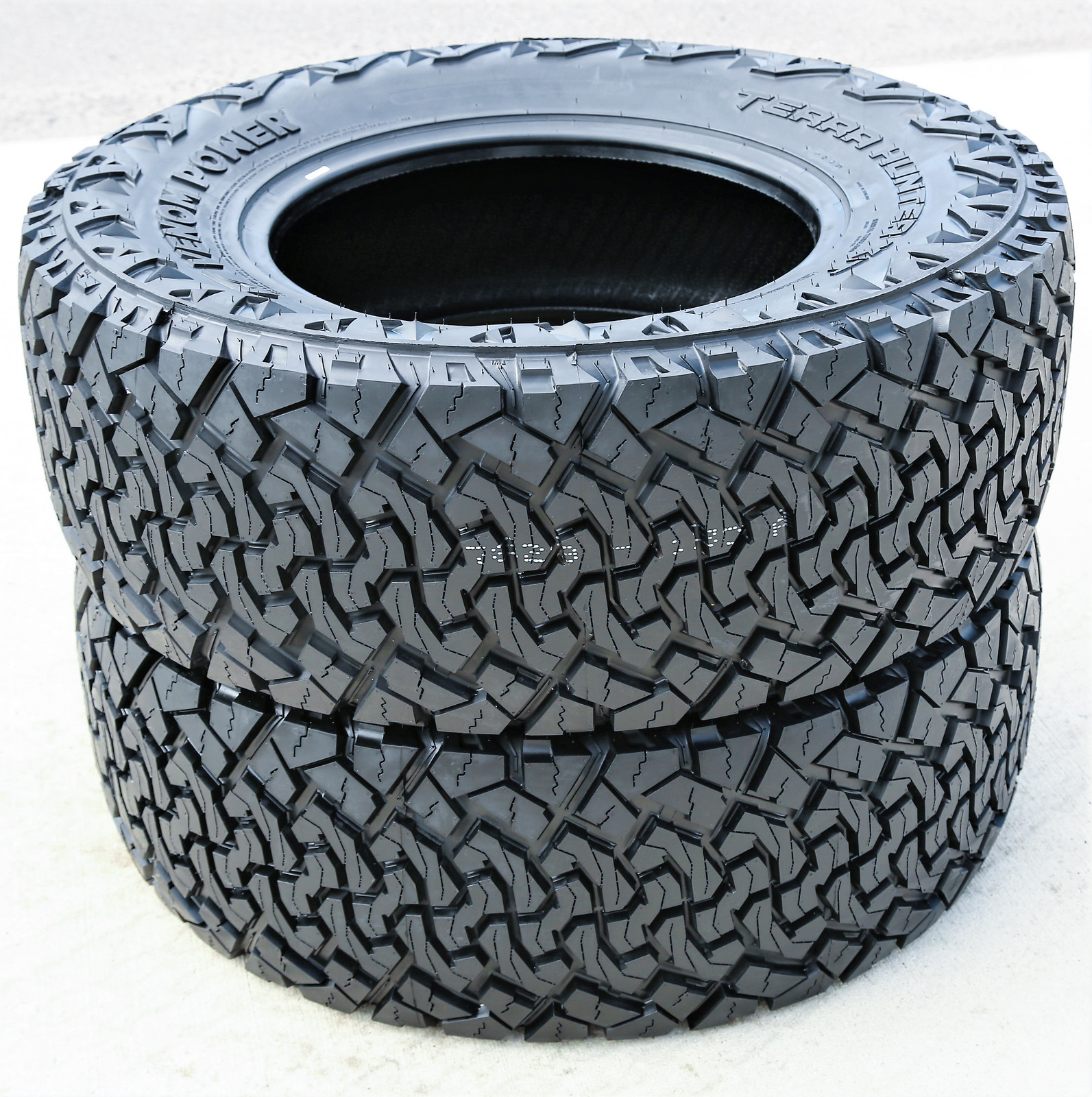 4 Tires Venom Power Terra Hunter X/T LT 31X10.50R15 C 6 Ply XT Extreme Terrain