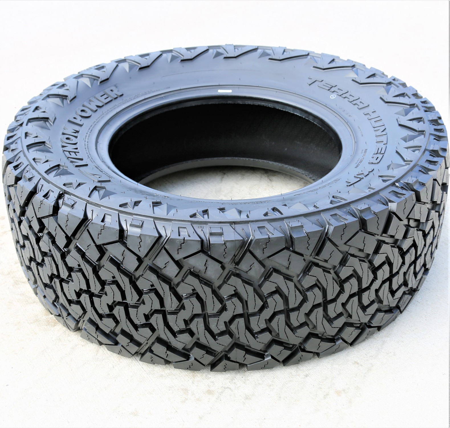 4 Tires Venom Power Terra Hunter X/T LT 305/55R20 Load E 10 Ply Extreme Terrain