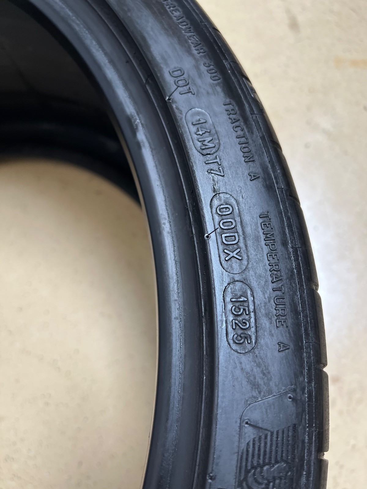 1 – NO REPAIRS 345/25ZR21 (104Y) Michelin Pilot Sport 4 S ZP (TPC Spec) – 7176