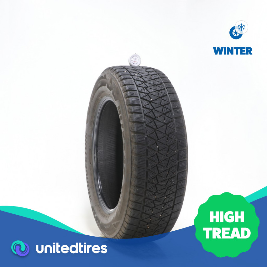 Used 225/65R17 Bridgestone Blizzak DM-V2 102S – 8/32 – Tire