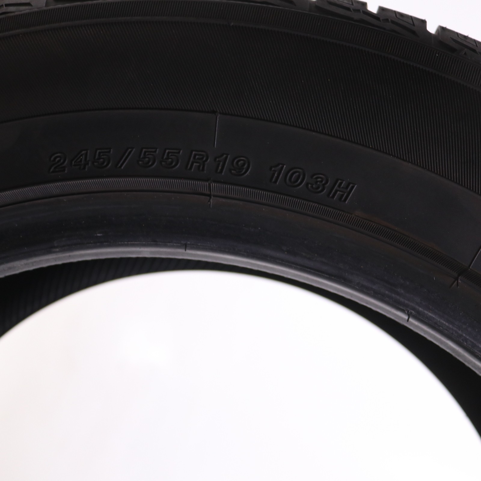 Set of 2 Used 245/55R19 Yokohama YK-CTX – 103H – 8.5-9.5/32 No Repairs