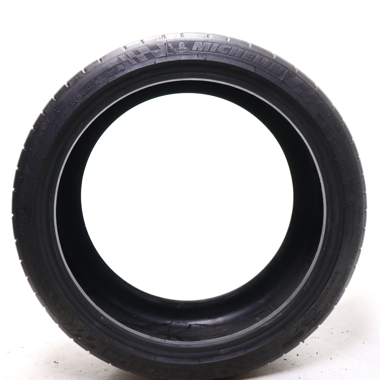 Set of 2 Used 265/35ZR19 Michelin Pilot Super Sport – 98Y – 6-6.5/32 No Repairs