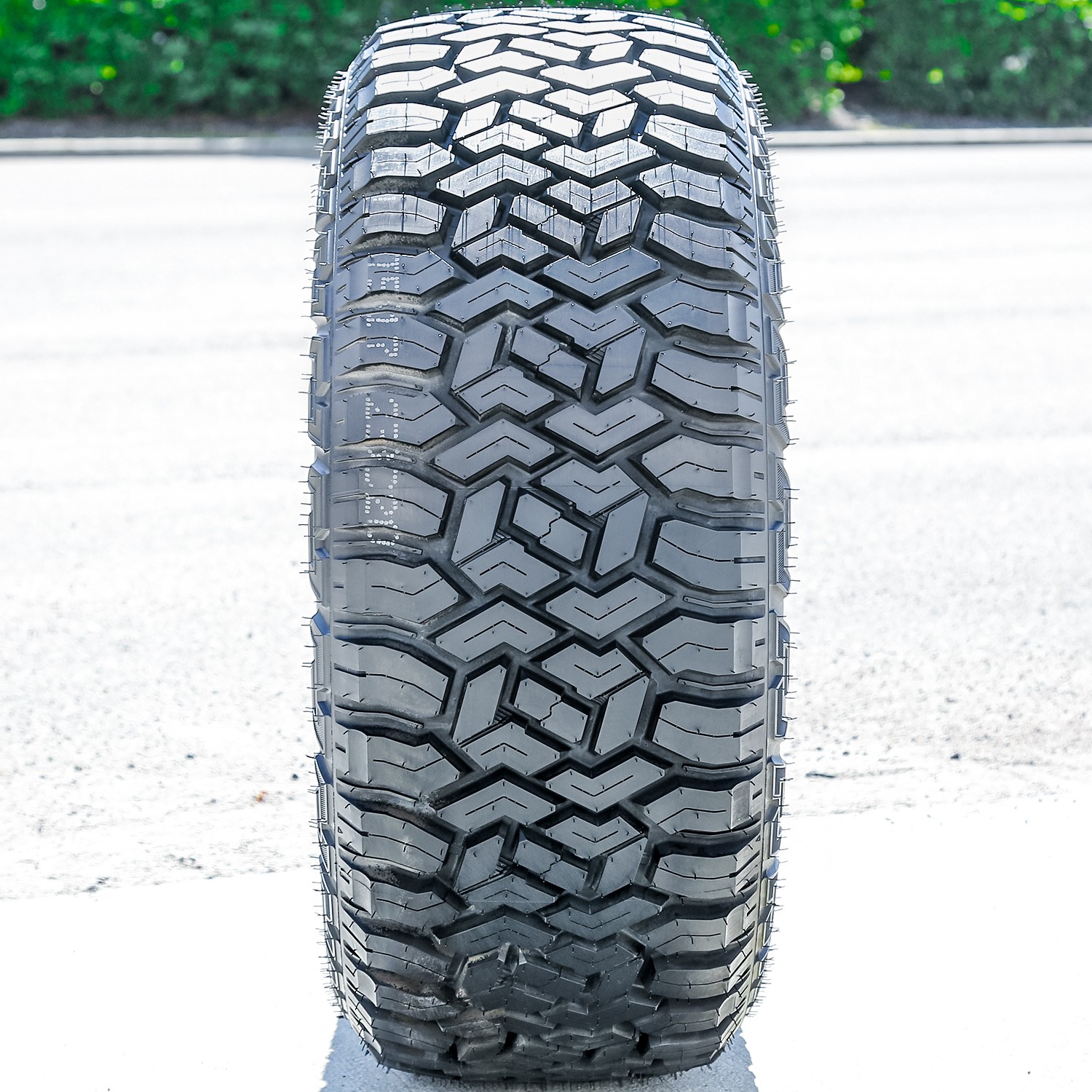 4 Fury Country Hunter R/T 33X12.50R18 118Q E 10 Ply Light Truck Tires