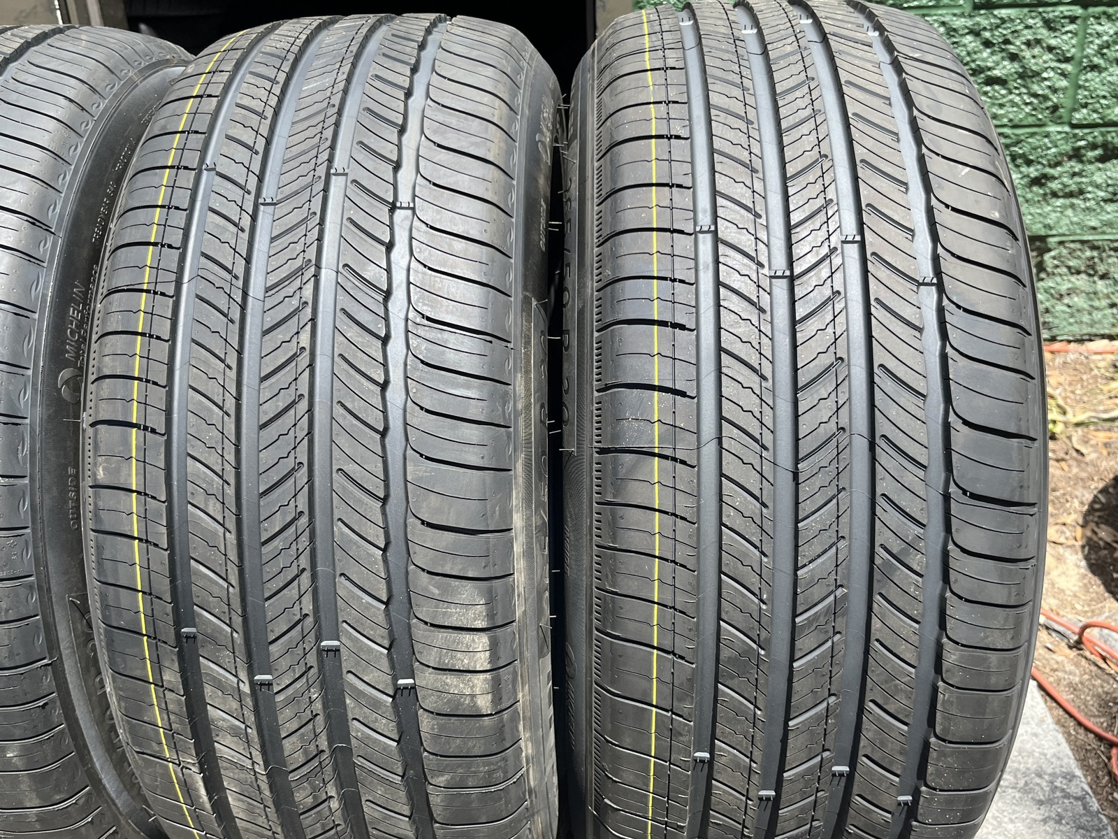 Set Of 4 Tires New Michelin Primacy Tour A/S GOE 265/50R20 111W DOT.4525 9.25/32