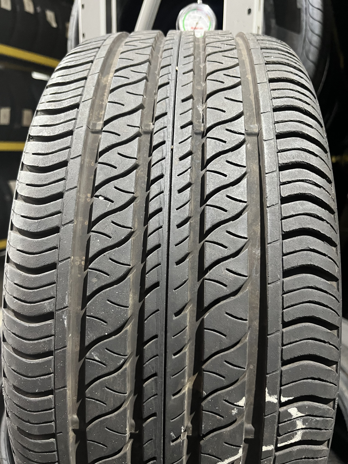 1 Tire Continental ProContact RX SSR TPC 235/40R18 91V DOT.0724 8/32 No Patch