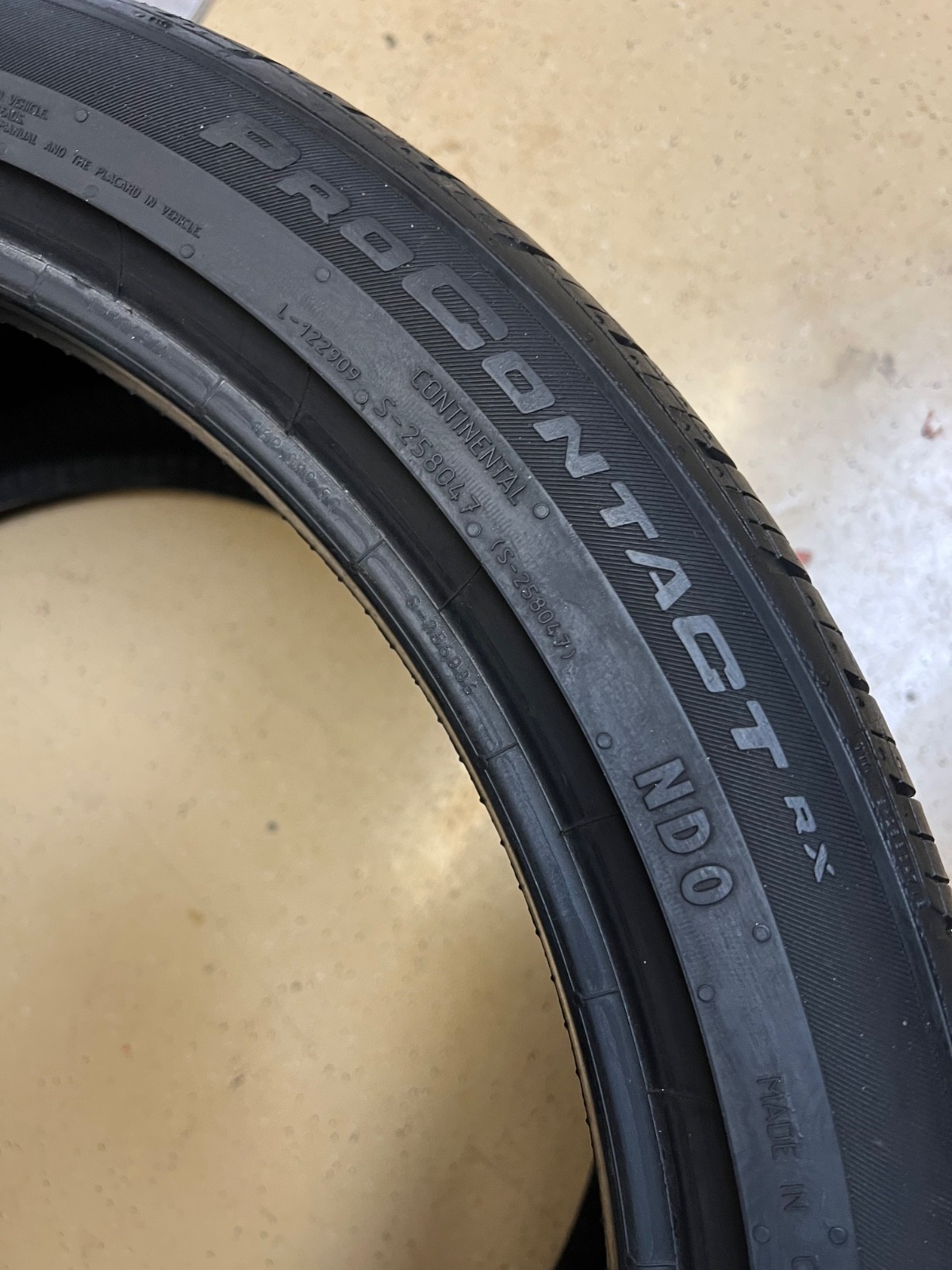 1 – TAKEOFF 325/30R21 XL (108V) Continental ProContact RX (ND0) Porsche – 1113