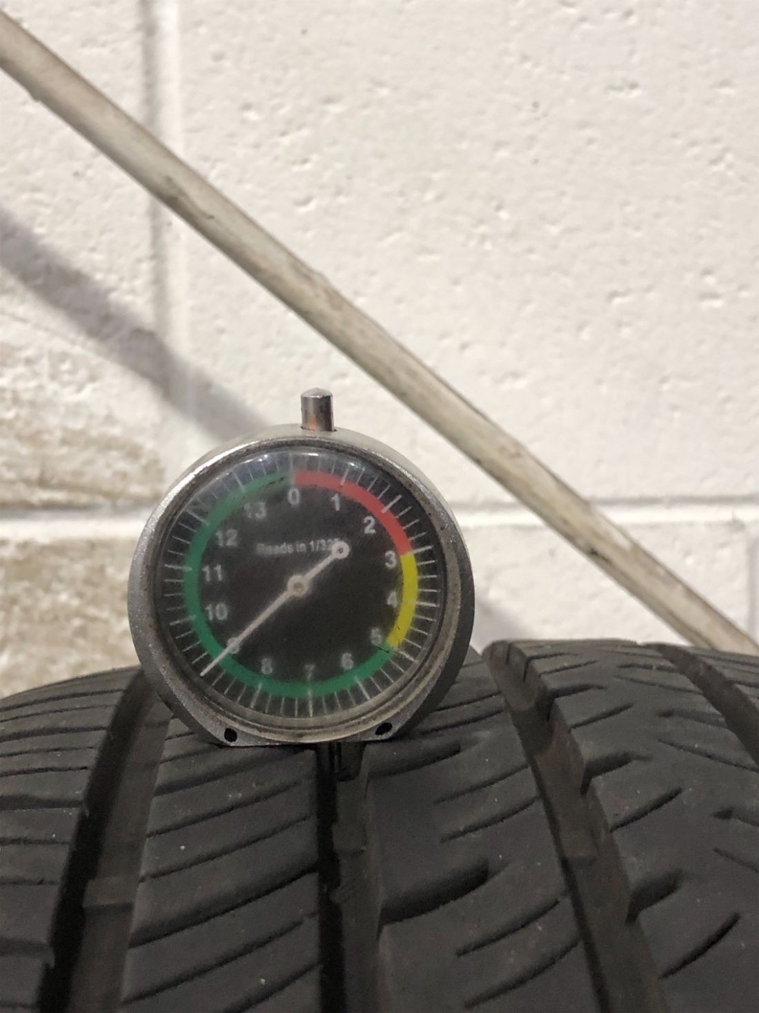 4x P215/45R18 Advanta HPZ-02 ALL SEASON 9/32 93 W Used Tires 2154518