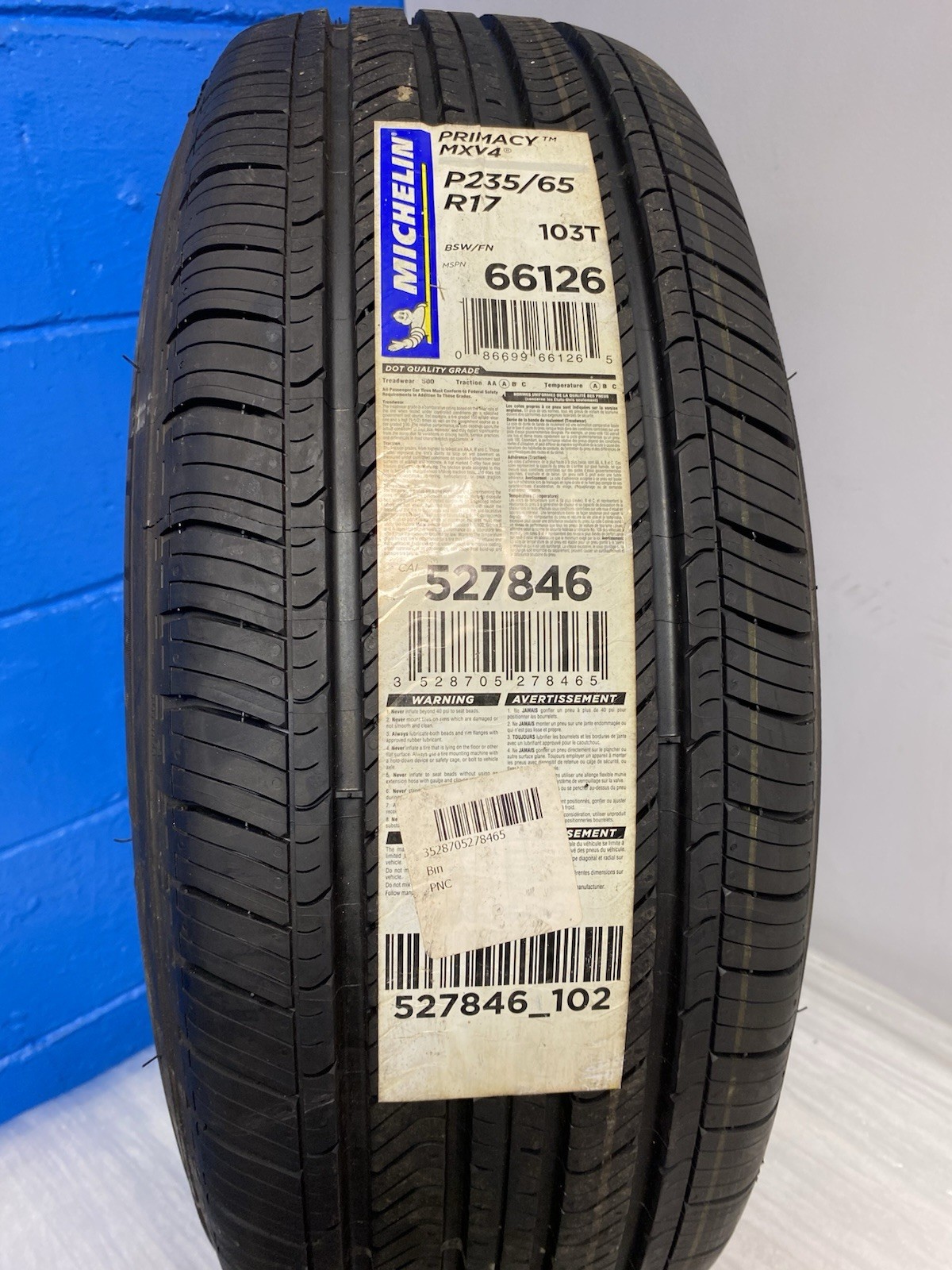 Single (1) Michelin Primacy MXV4 All Season Tire 235/65R17 103T 235 65 17