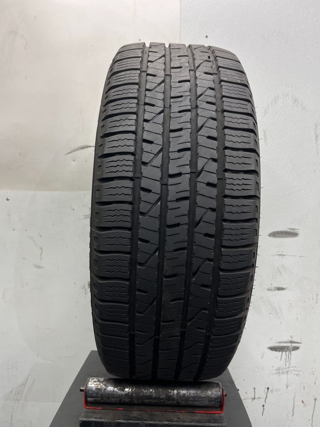 1 Used P285/45R22 Goodyear Wrangler Steadfast HT 114 H – 11/32