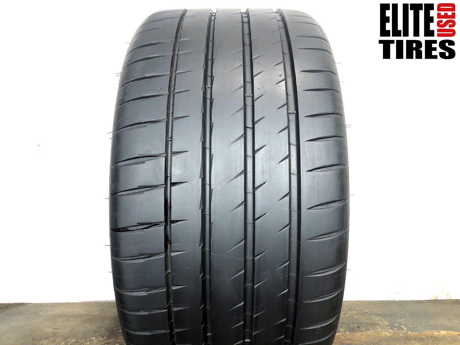 [1] Michelin Pilot Sport 4S P265/30ZR19 265 30 19 Tire – Driven Once