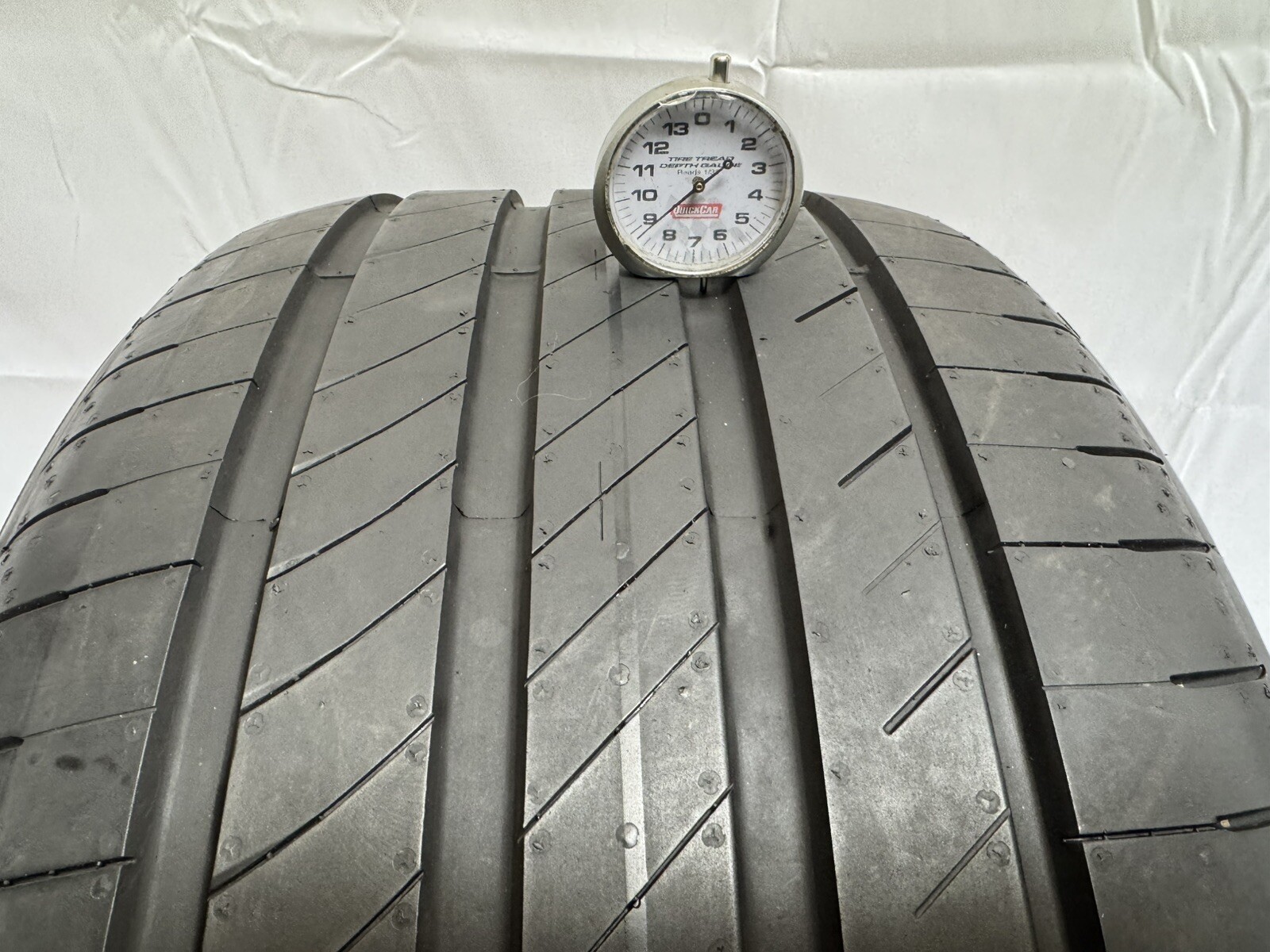 1 – Like NEW (99%) 275/30R20 (97Y) Goodyear Eagle F1 Asymmetric 5 (MO) 12194