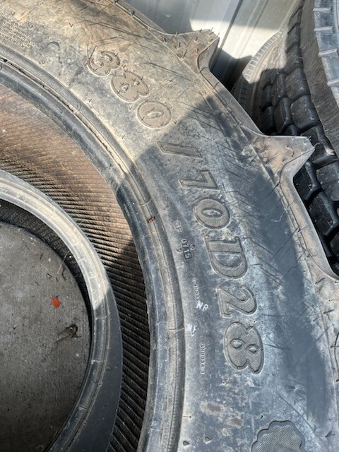 1 New Tire 14.9 28 Titan Raindrop Irrigation Non Directional Tubeless 380/70D28