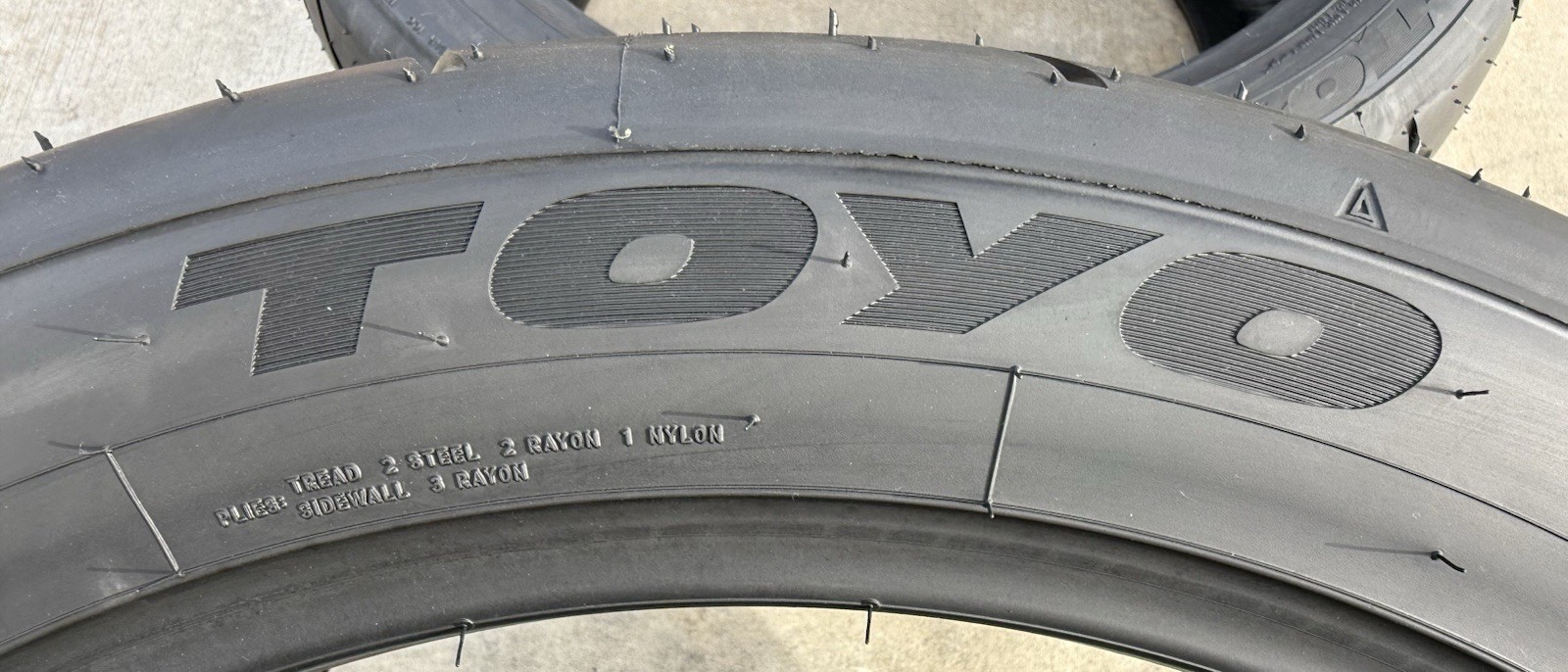 TWO BRAND NEW 305/35ZR20 (104Y) Toyo R888R Streetable Track & Competition Tires