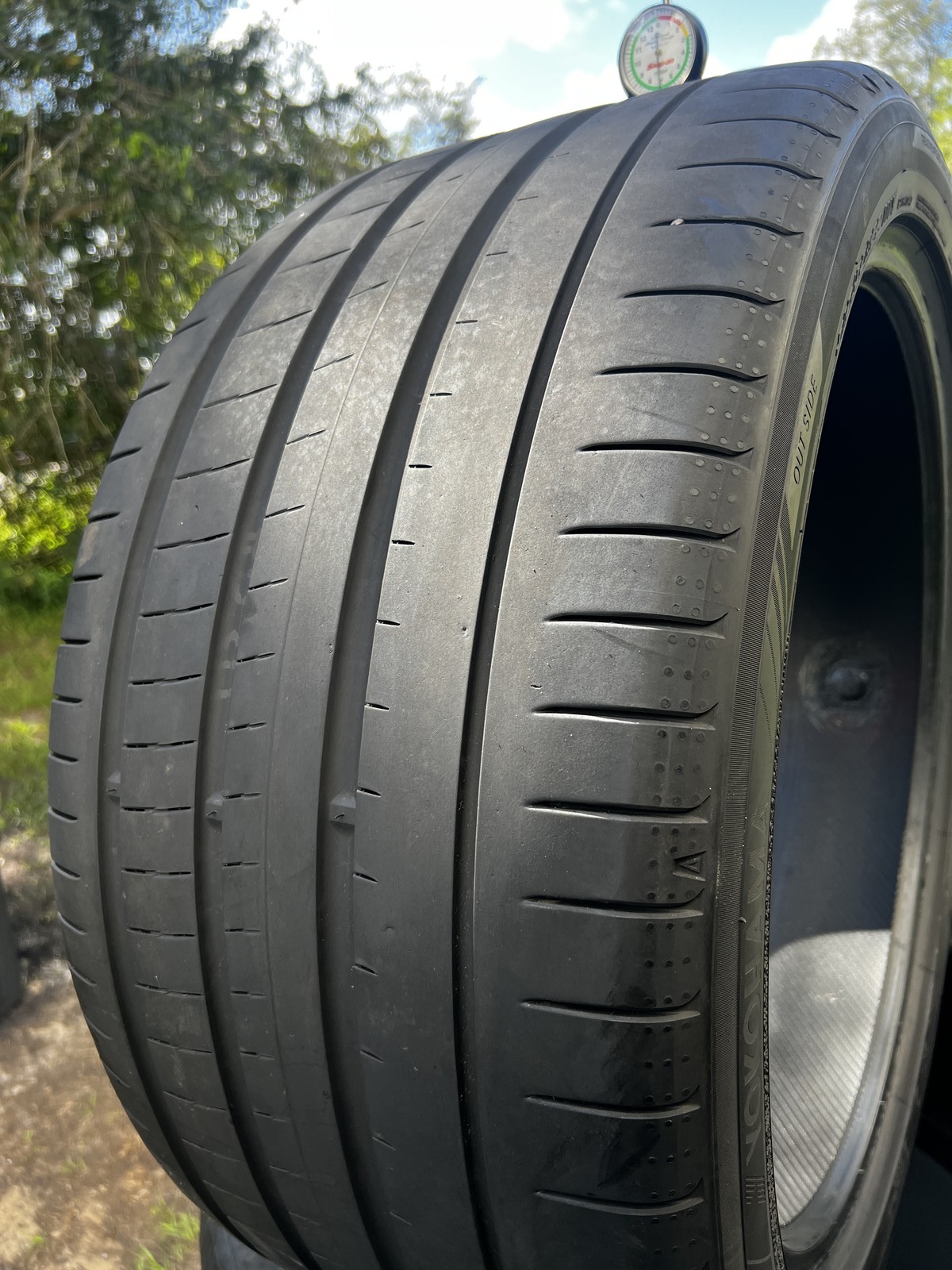 1 Tire Yokohama Advan Sport V107 ★ BMW I 315/35R22 111Y DOT.3923 7/32