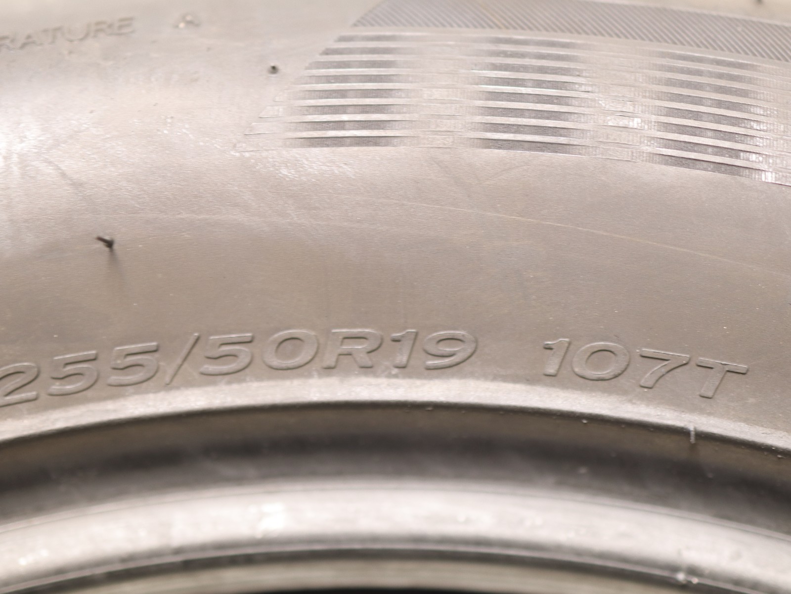 2 255/50R19 Hankook Kinergy AS X EV 107T 9-9.5/32 DOT 5023 0724 1J56