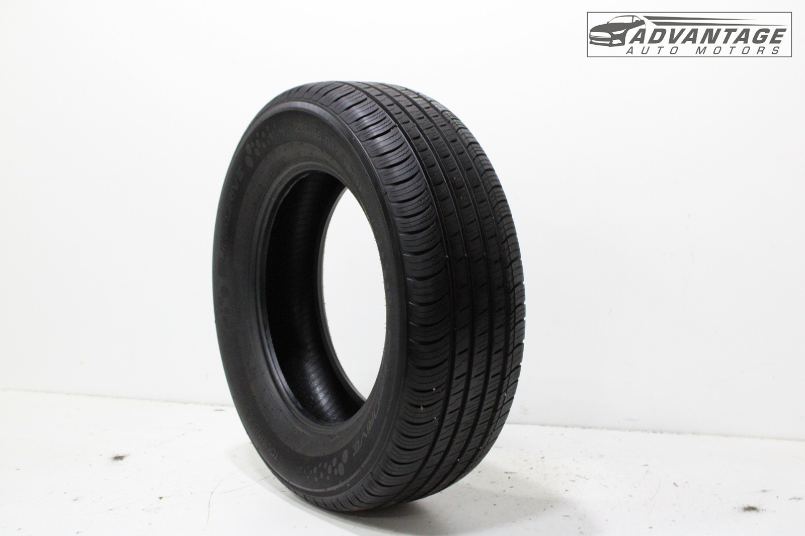2023-2025 KIA SPORTAGE WHEEL TIRE TOURING 265/65R17 104H 10/32NDS OEM