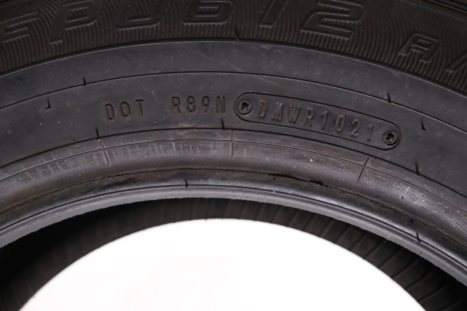 New 195/65R15 Ohtsu FP0612 A/S – 91H – 9/32