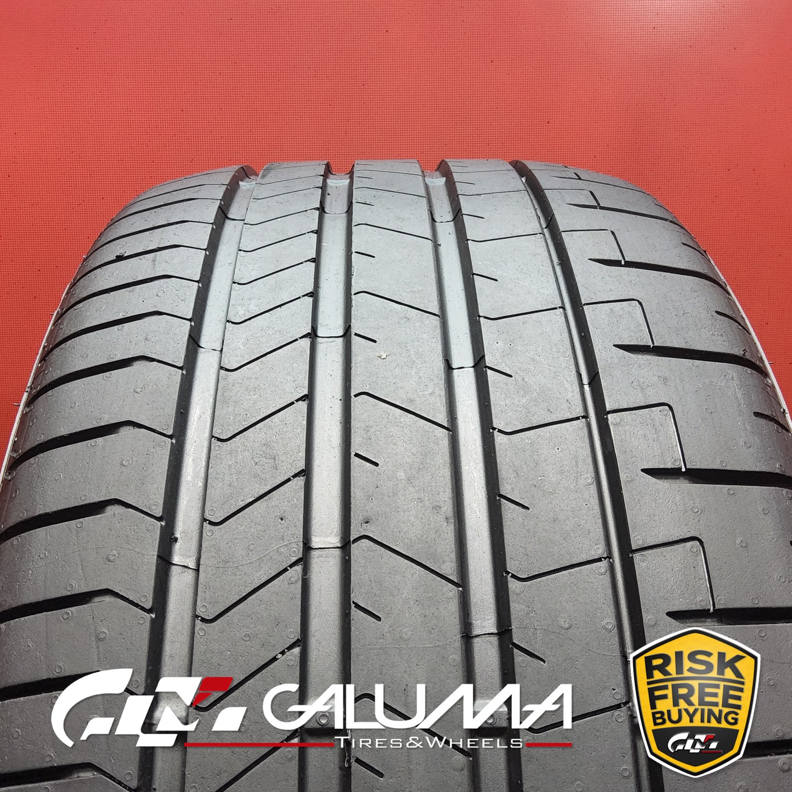 1 (One) Tire LikeNEW Pirelli P Zero PZ4 ★ XL HL275/35R23 108Y No Repairs #94381
