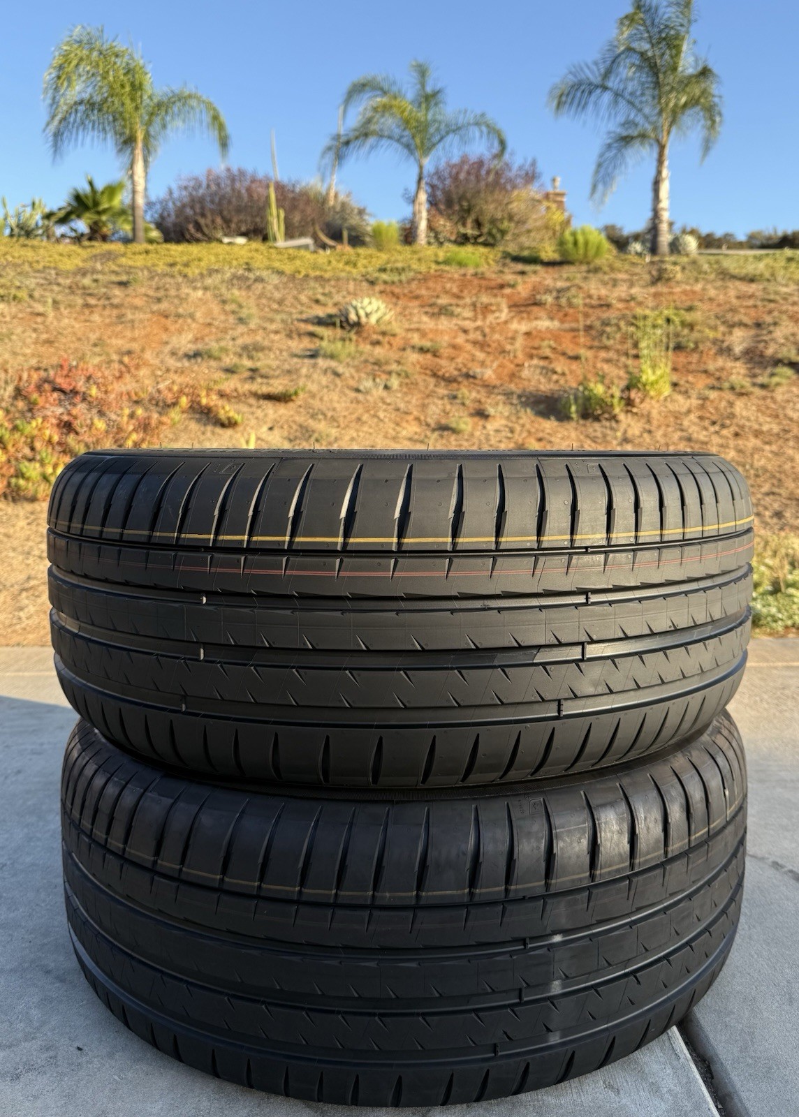 TWO BRAND NEW 265/45R20 110Y Michelin Pilot Sport EV Noise Cancelling Foam Tires