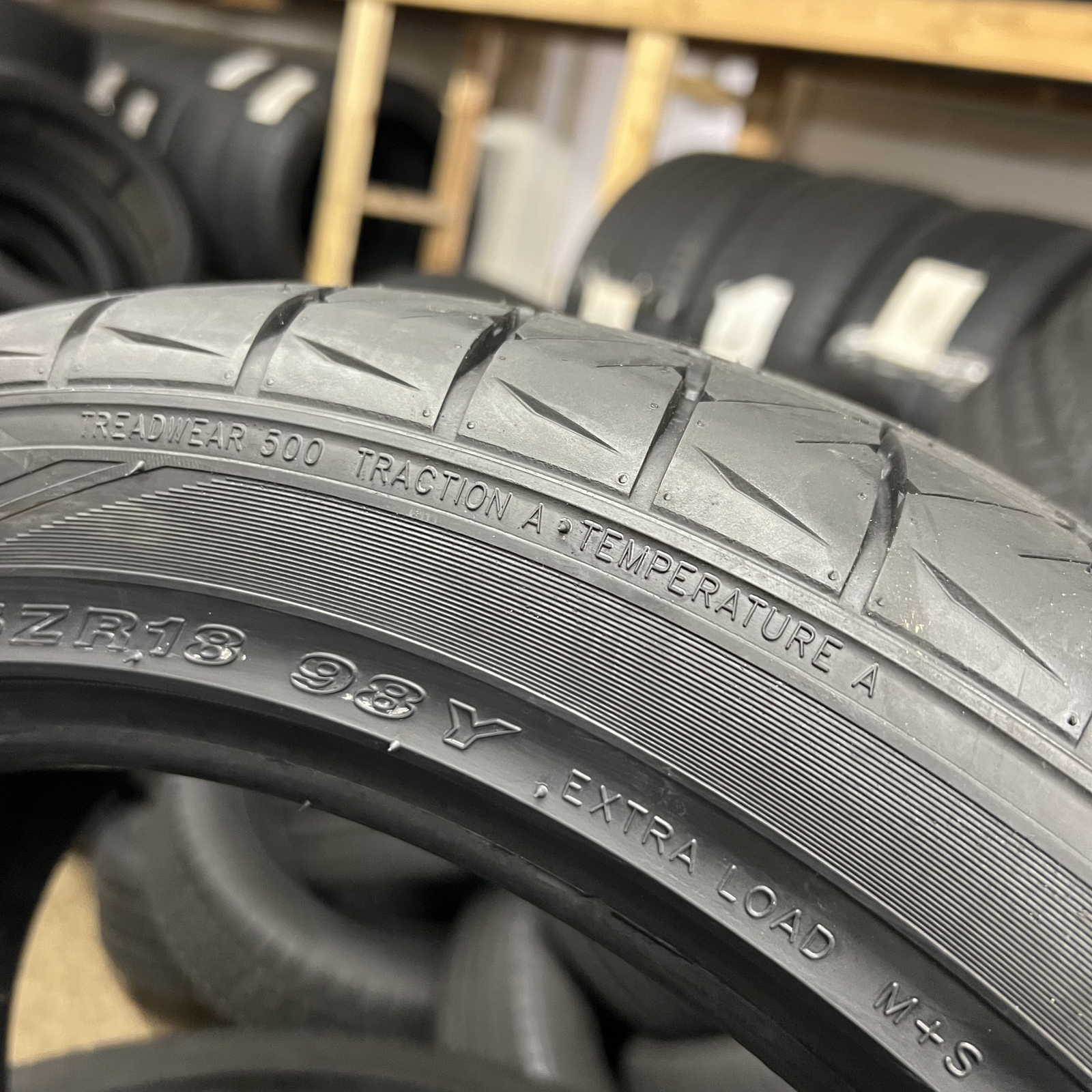 1 Tire New Milestar Miletech Interceptor As810 235/45ZR18 98Y DOT.2524 10/32 New