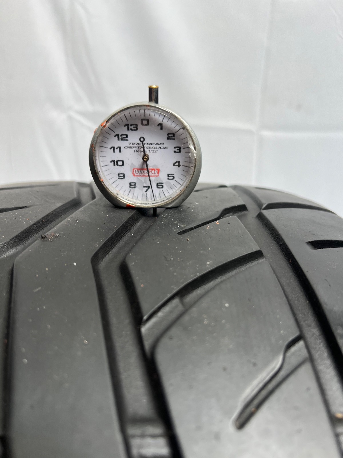 1 – NO REPAIRS 275/35R18 (95W) Falken Azenis RT615K + – 5046