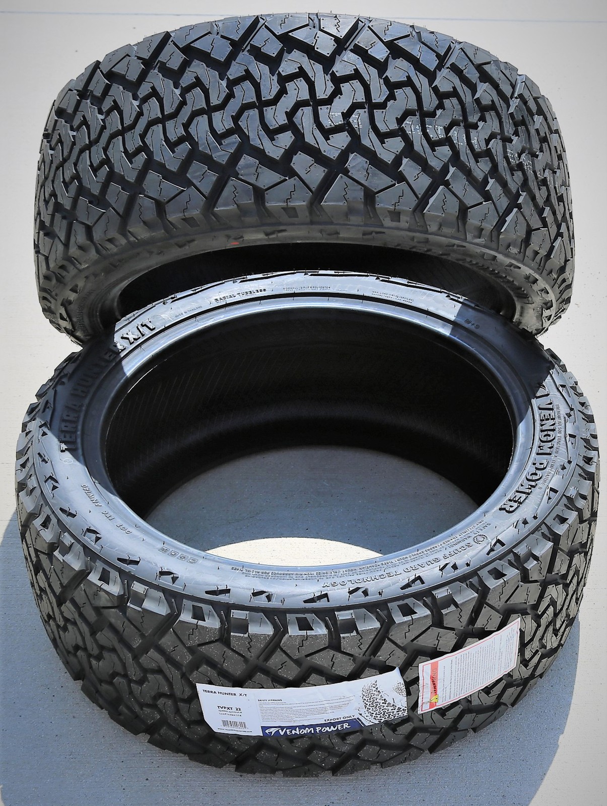 Tire Venom Power Terra Hunter X/T 305/30R26 109V XL XT Extreme Terrain