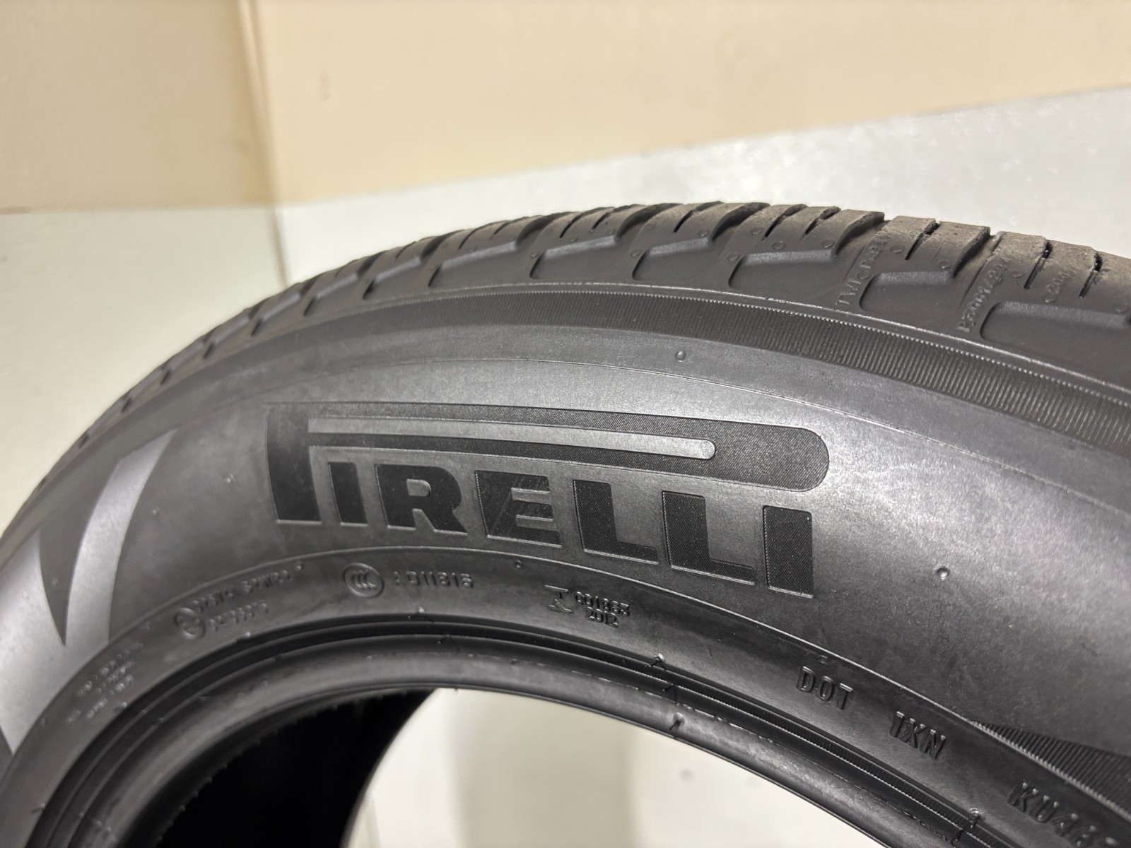 2 Tires 255 60 20 Pirelli Scorpion Zero LR (7.00-8.00/32=77-88% Tread Left) 113V
