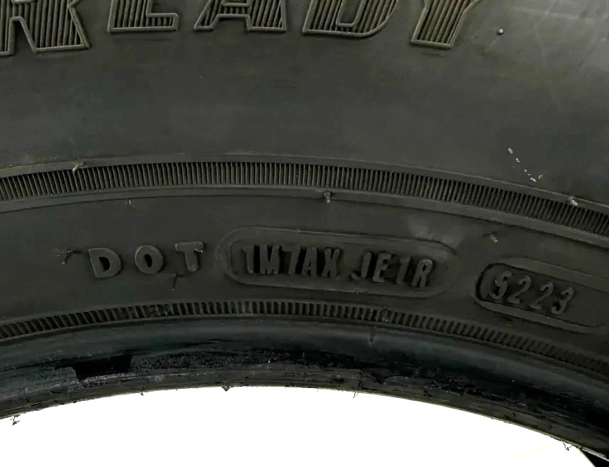 Used 255/65R18 Goodyear Assurance WeatherReady 111T 8.5/32 (DOT 23)