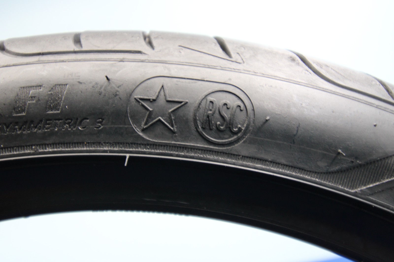 1 Used GoodYear Eagle F1 Asymmetric 3 ★ RSC RFT 225/40R19 225/40/19 2254019 93Y
