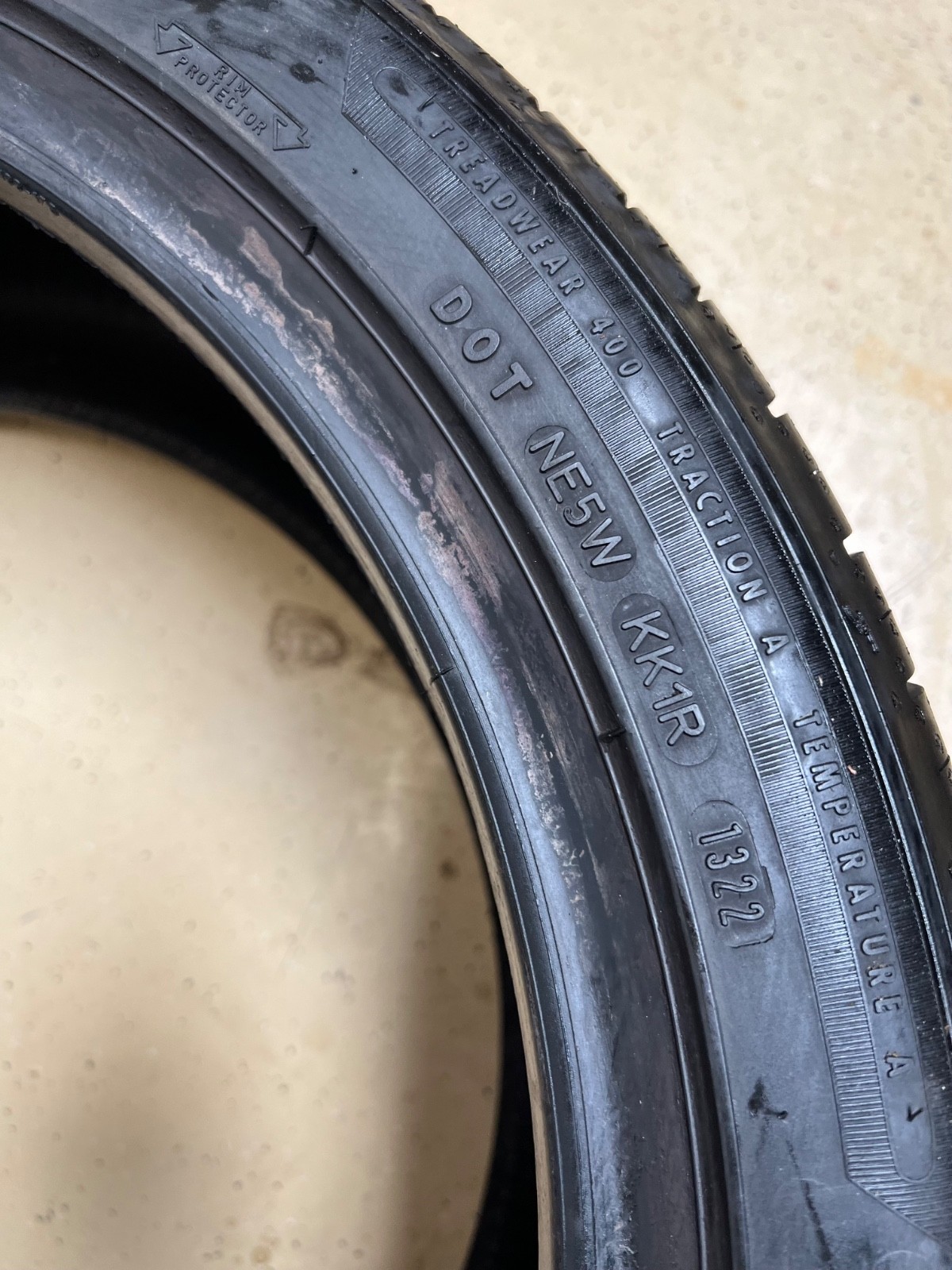 1 – TAKEOFF 255/40R19 XL (100H) Goodyear Eagle Sport (*) BMW OEM – 5032