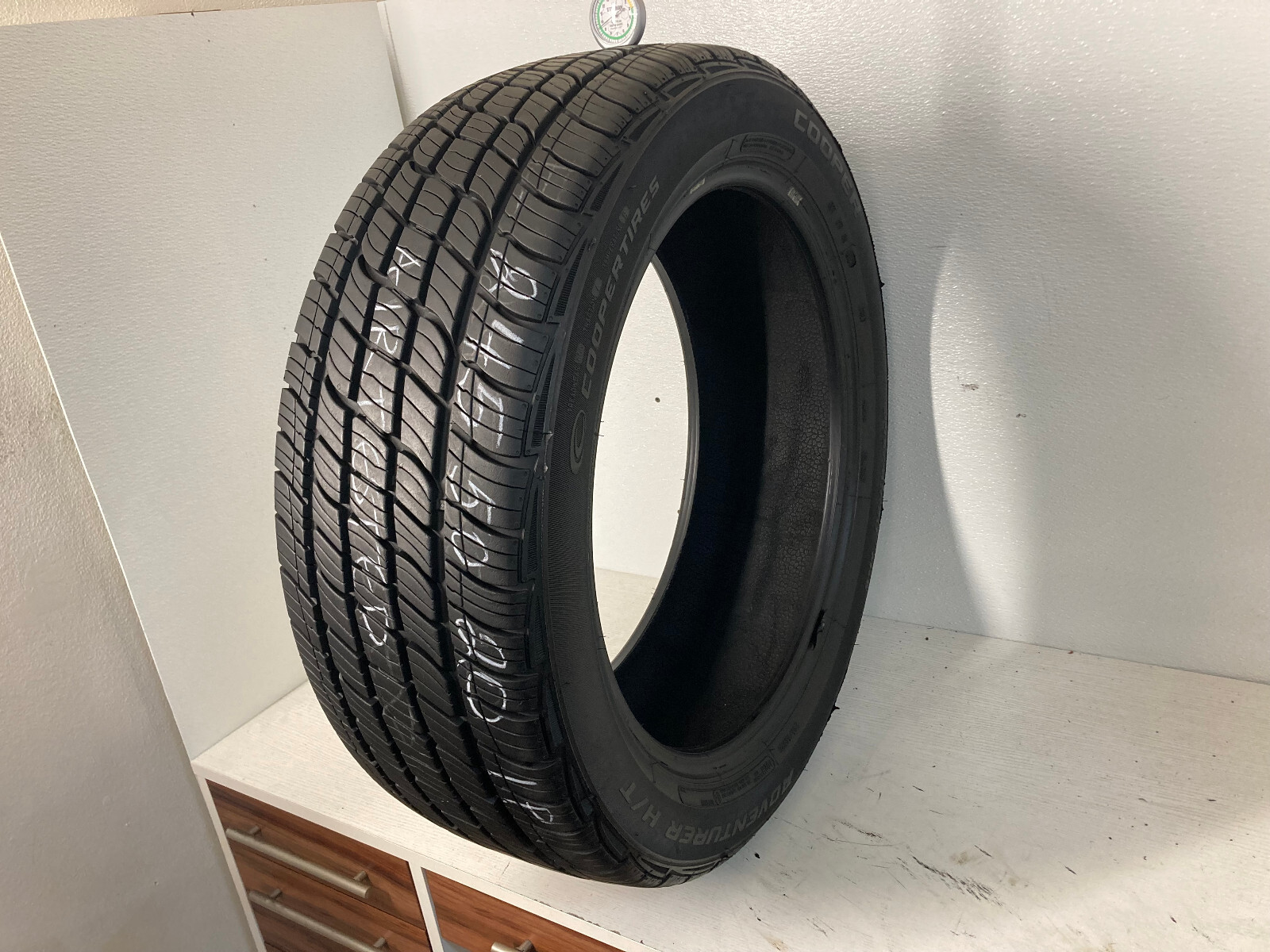 1 Tire 245 50 20 Cooper Adventurer H/T (9.50/32 Tread Left) 102 H