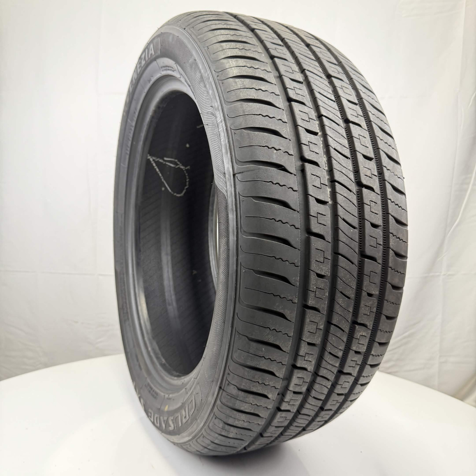 Used 265/50R20 Venezia Crusade SXT 107V 9.5/32 (DOT 21)