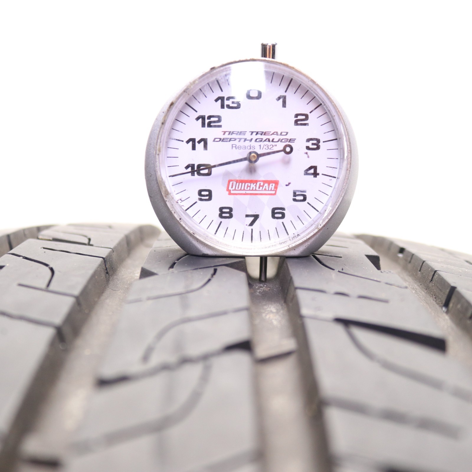 Set of 4 Used 235/55R20 Goodyear Assurance ComfortDrive – 102V – 9-10/32