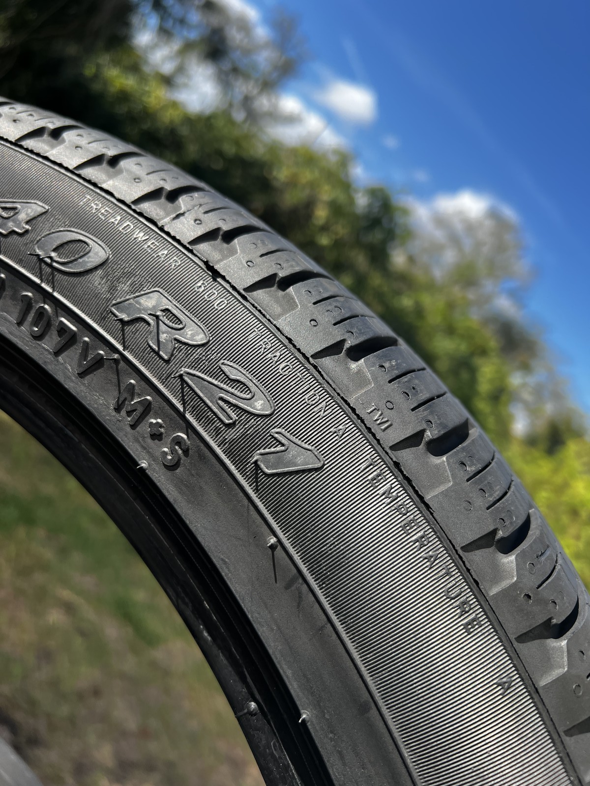 1 Tire Pirelli Scorpion Verde VOL 275/40R21 107V DOT.0124 8.75/32