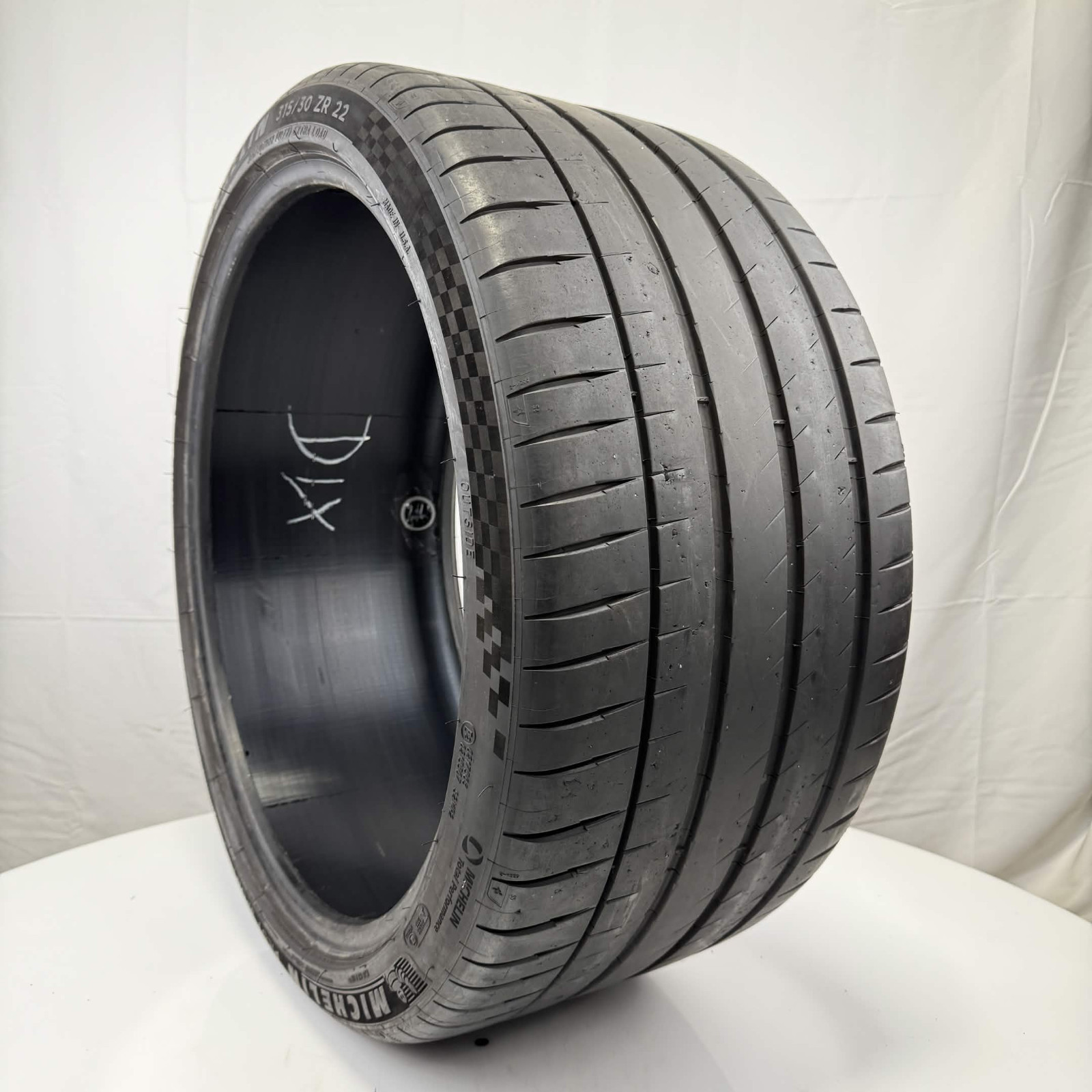 Used 315/30ZR22 Michelin Pilot Sport 4 S NO 107Y 7/32 (DOT 24)