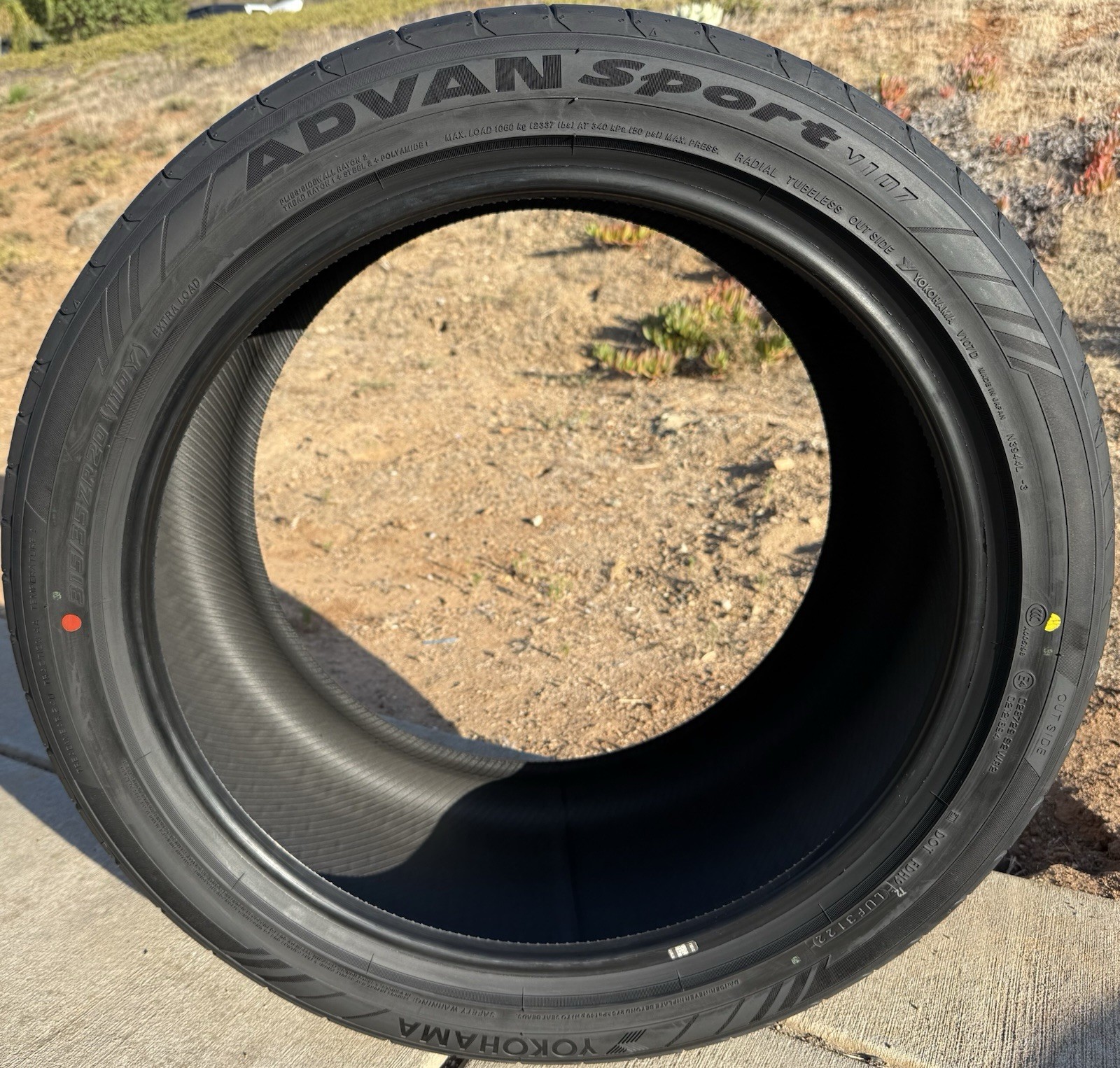 Set of TWO BRAND NEW 315/35ZR20 110Y Yokohama ADVAN Sport V107 Tires 3153520