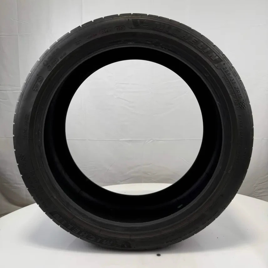 Used 255/35ZR19 Michelin Pilot Sport 4 S 96Y 4.5/32 (DOT 21)