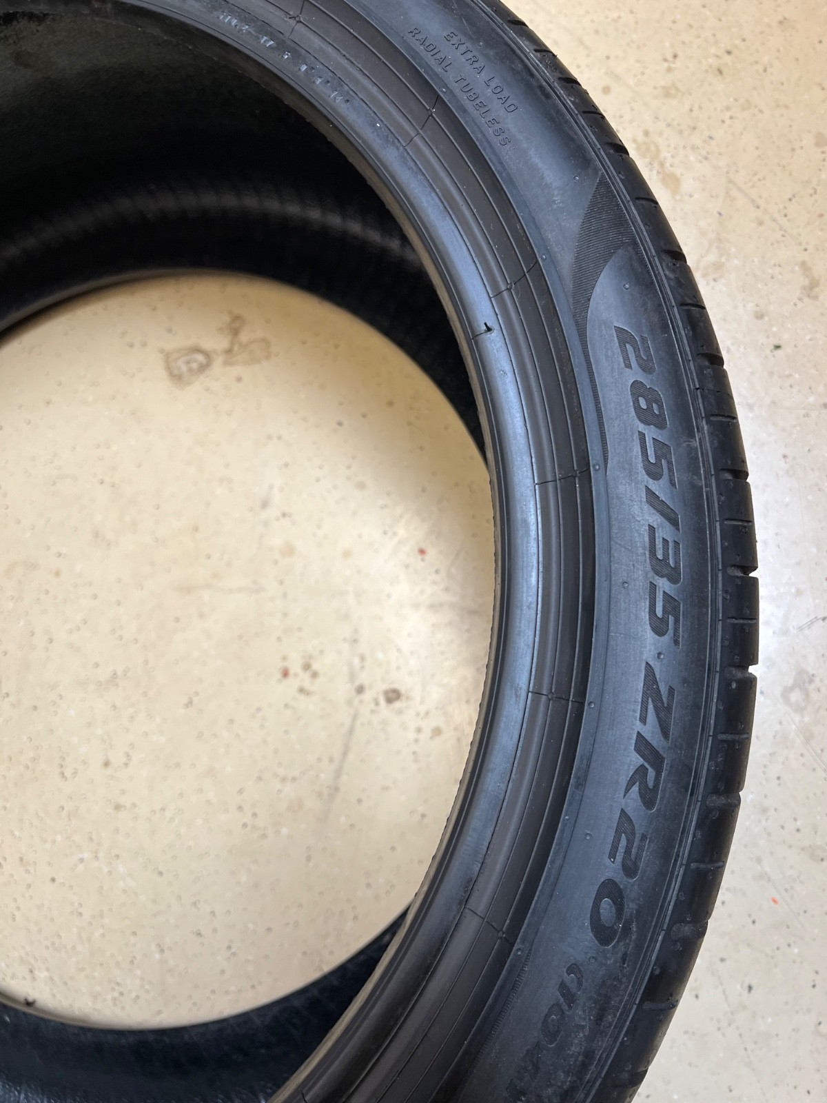 1 – NICE 285/35ZR20 XL (104Y) Pirelli P Zero PZ4 (*) BMW OEM – 1095
