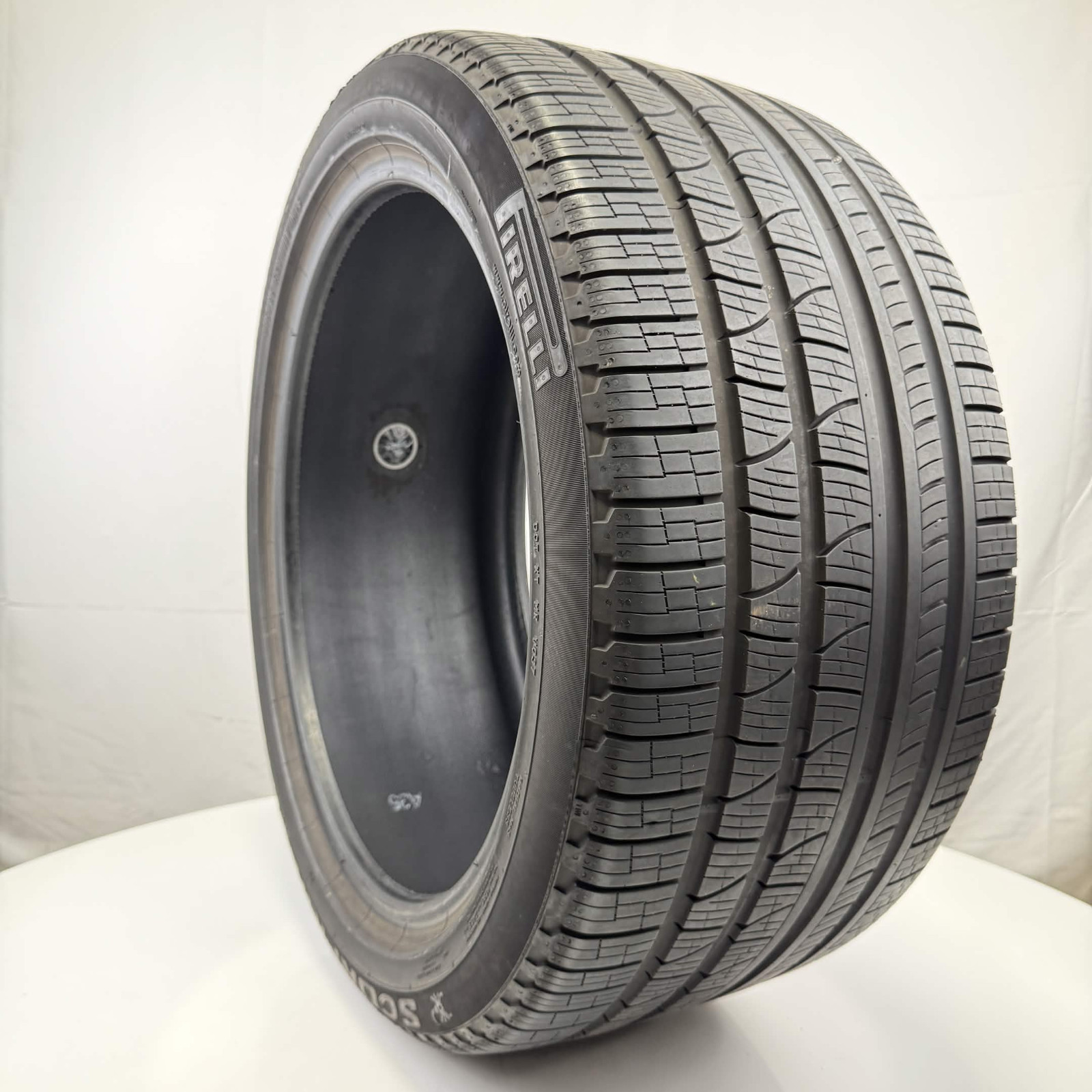 Used 315/35R21 Pirelli Scorpion Verde All Season NO 111V 7.5/32 (DOT 24)