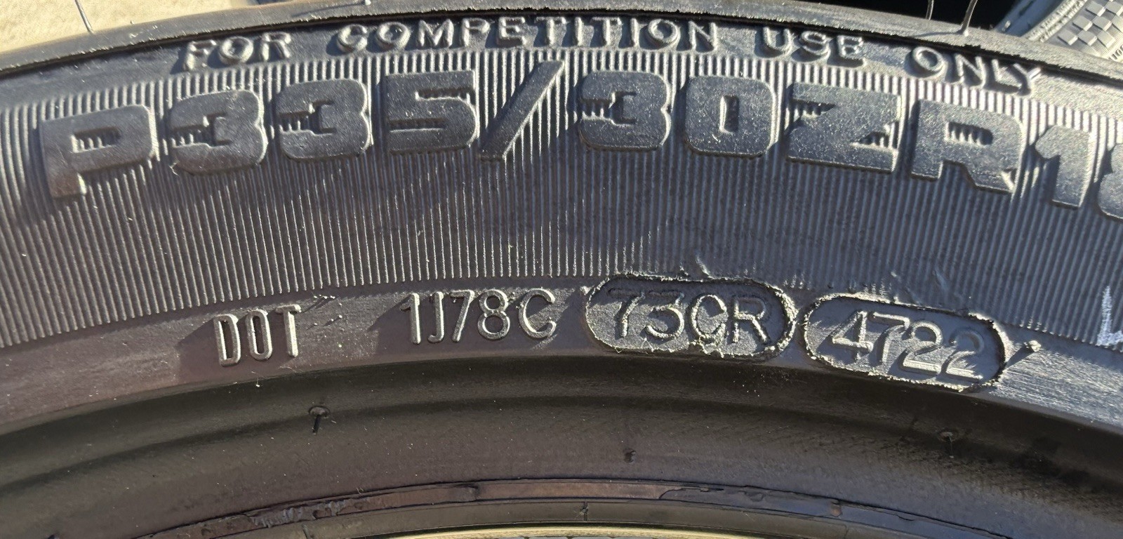 Set of TWO BRAND NEW 335/30ZR18 95W Hoosier A7 Racing Tires Slicks P335/30ZR18