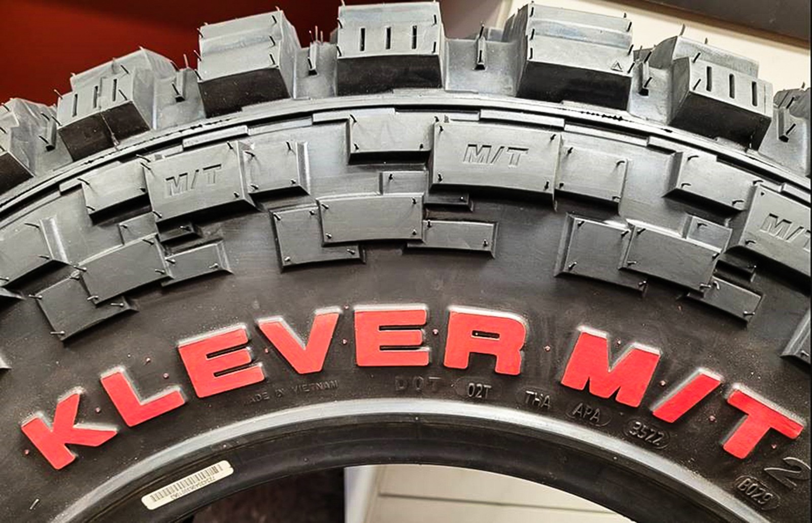 Tire Kenda Klever M/T2 LT 37X13.50R20 Load F 12 Ply (RRL) MT M/T Mud