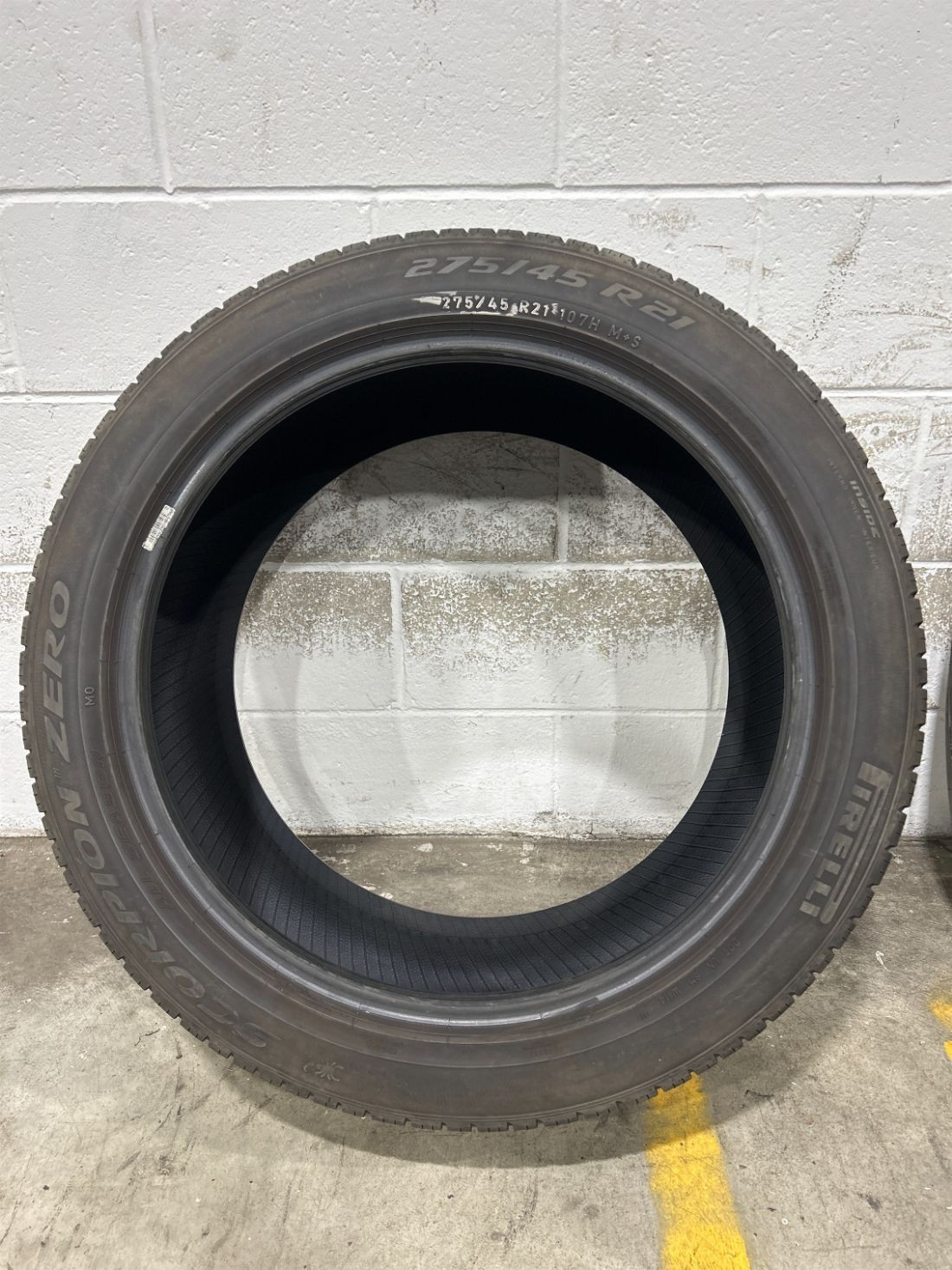 1x P275/45R21 Pirelli Scorpion Zero A/S MO 9/32 107 H Used Tire 2754521