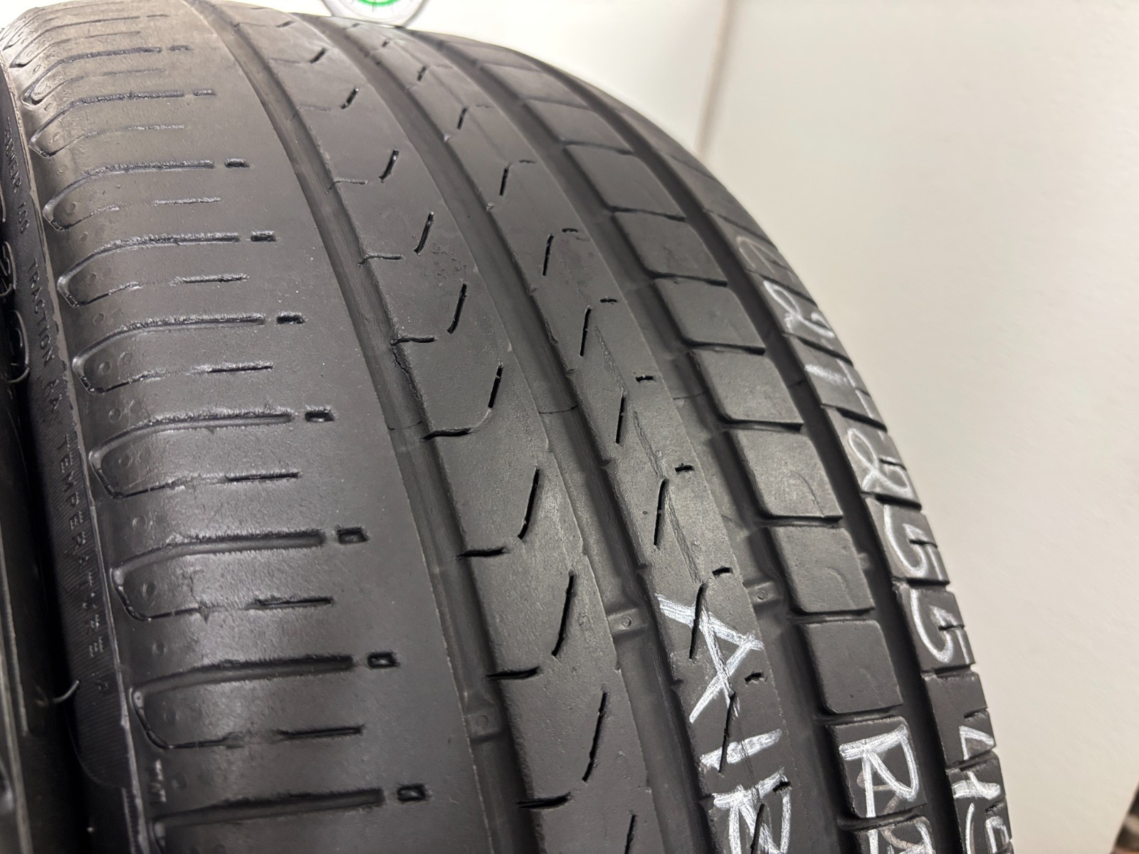 2 Tires 255 45 20 Pirelli Scorpion Verde Run Flat (60-70% Tread Left) 101W