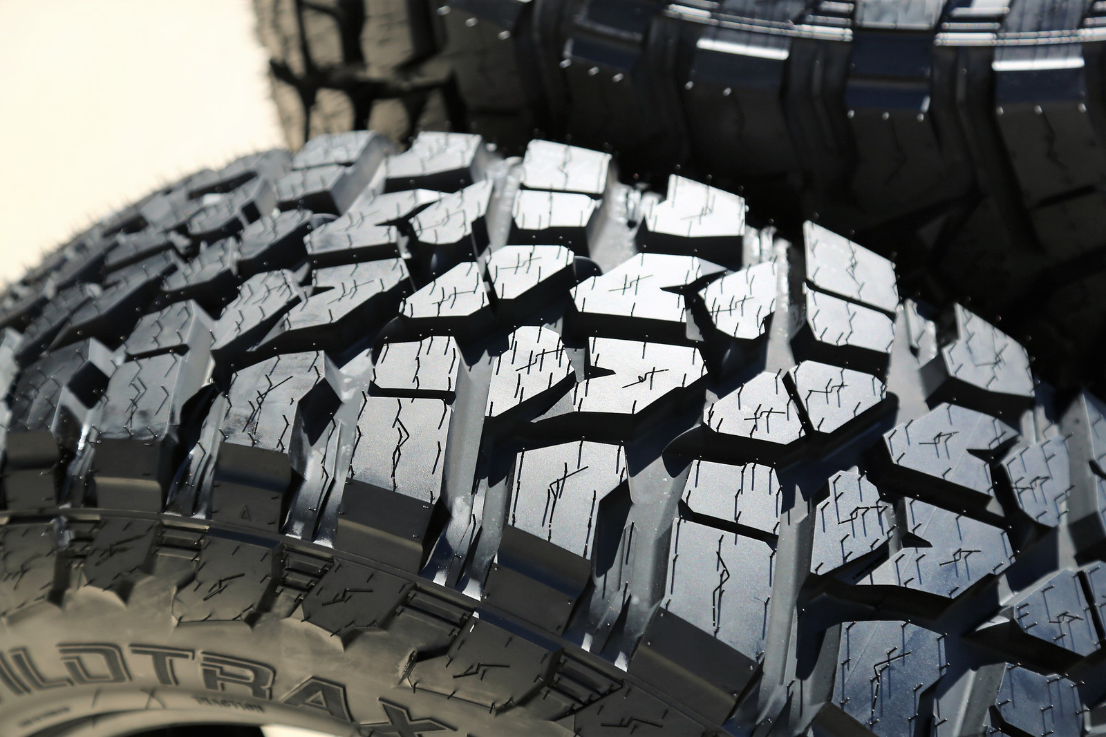 Tire Landspider Wildtraxx M/T LT 285/65R18 Load E 10 Ply MT Mud