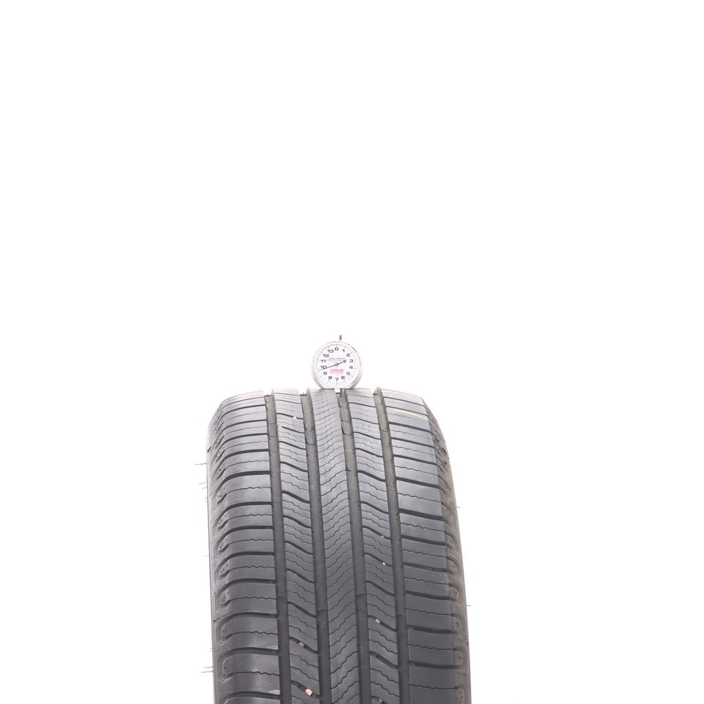 Set of (2) Used 225/50R17 Michelin Defender 2 98H – 9.5/32